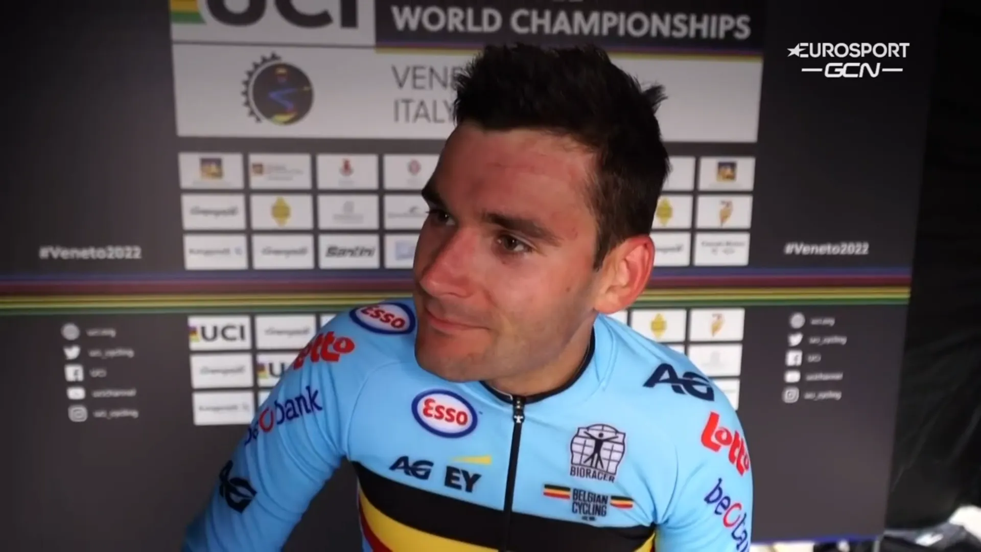 Vermeersch dolblij na wereldtitel gravel: 'Wist dat we grote kans hadden op overwinning'