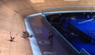 🎥 Nederlander Eefting botst tijdens training TCL vol op Colombiaanse sprintkoploopster Bayona