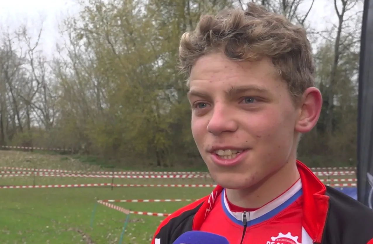 Familie Mouris aan het feest bij NK tijdrijden: Wessel zegeviert bij U23, broertje Michiel bij U19