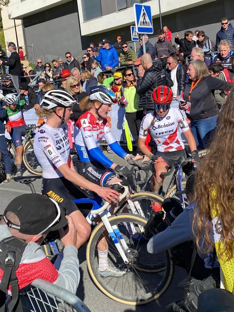 Komende maand geen Pieterse en Van Anrooij in het veld: beide dames nemen welverdiende pauze