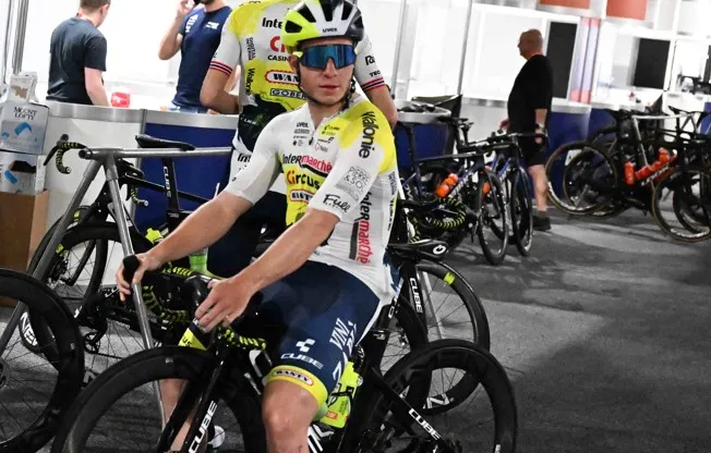 Interview | Hoe Boy van Poppel 'flapuit' Thijssen rustig houdt in sprinthectiek: 'Jongen, je hoeft maar één ding'