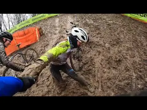 🎥 Video van Pieterse kondigt episch modderspektakel aan voor NK: 'Help ik zit vast!'