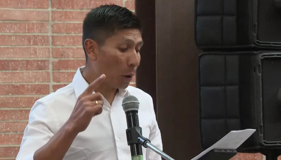 Update | Strijdvaardige Quintana weerlegt einde carrière in persconferentie, steun van López