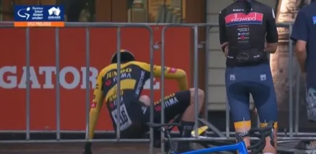 🎥 Glibberen en glijden in Adelaide: laatste bocht eist zo'n tien (!) slachtoffers, waaronder Tim van Dijke