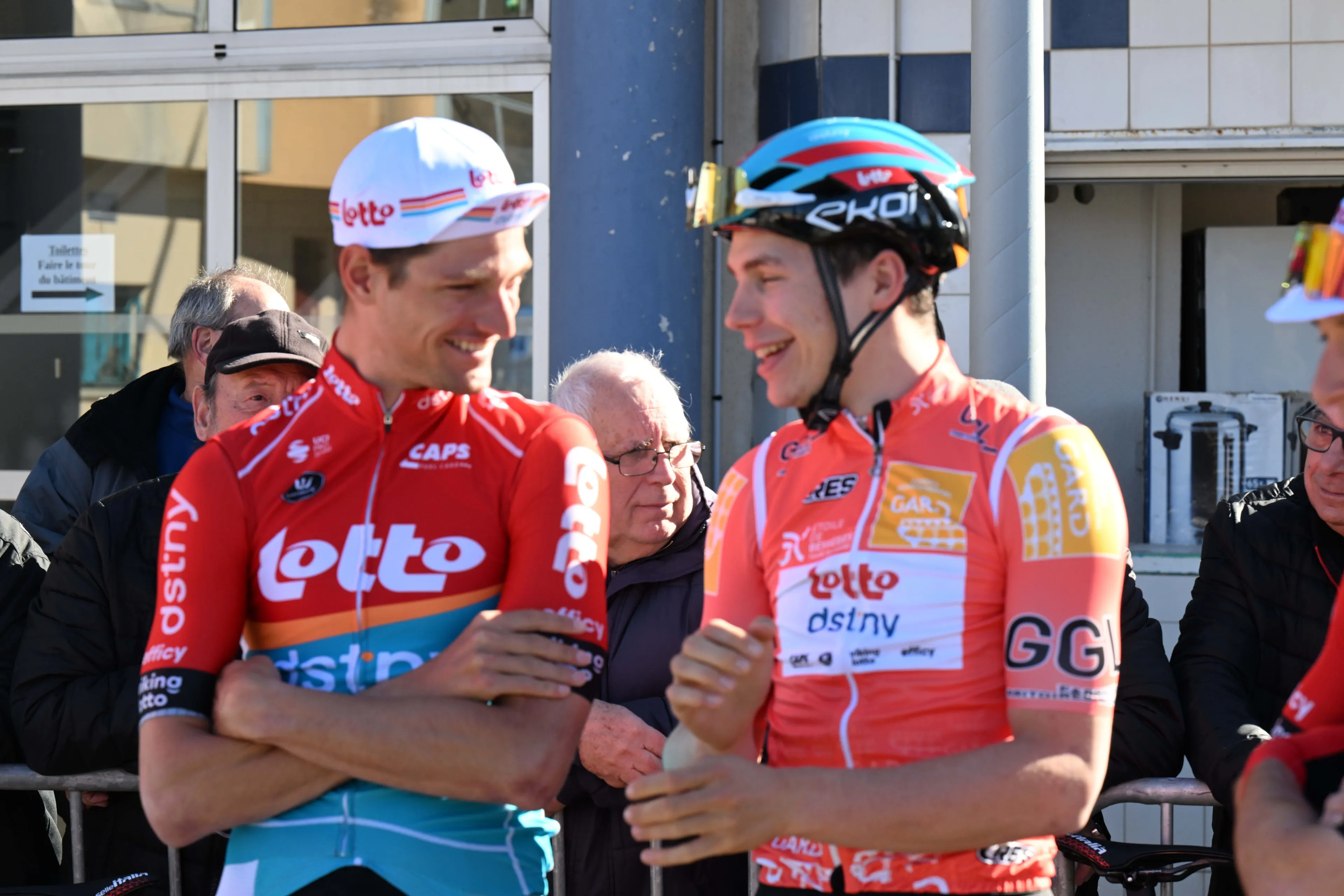 Lotto-Dstny kondigt op geinige manier ploeg voor Openingsweekend aan: De Lie speerpunt