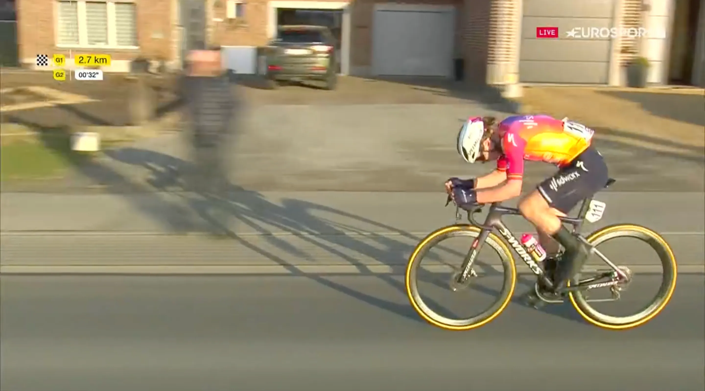 Kopecky wint Omloop Het Nieuwsblad na straffe solo, Wiebes maakt er één-tweetje van