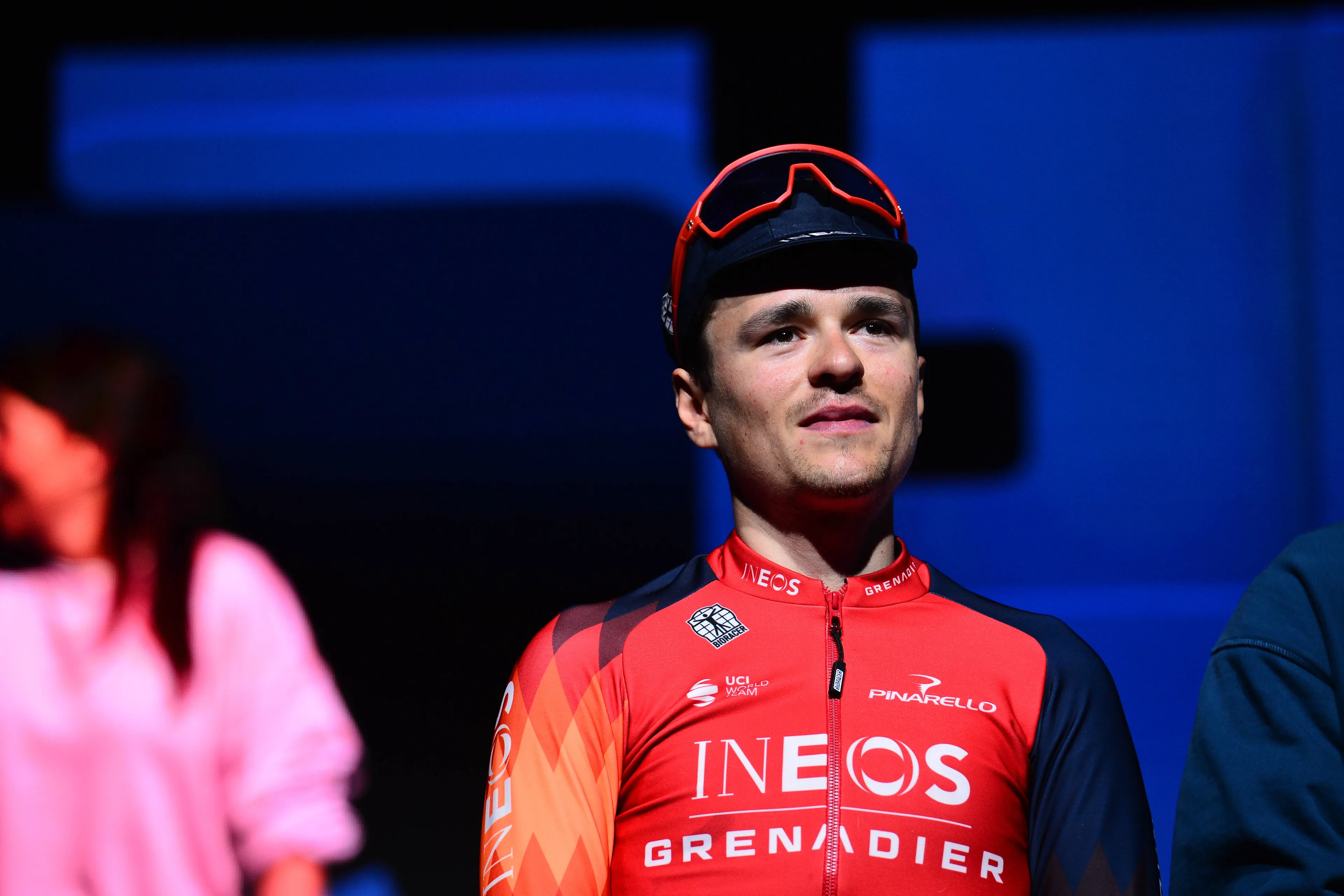 Pidcock en INEOS wél blij met ontbreken Van Aert en Pogacar: 'Als je die kun missen, is het beter'
