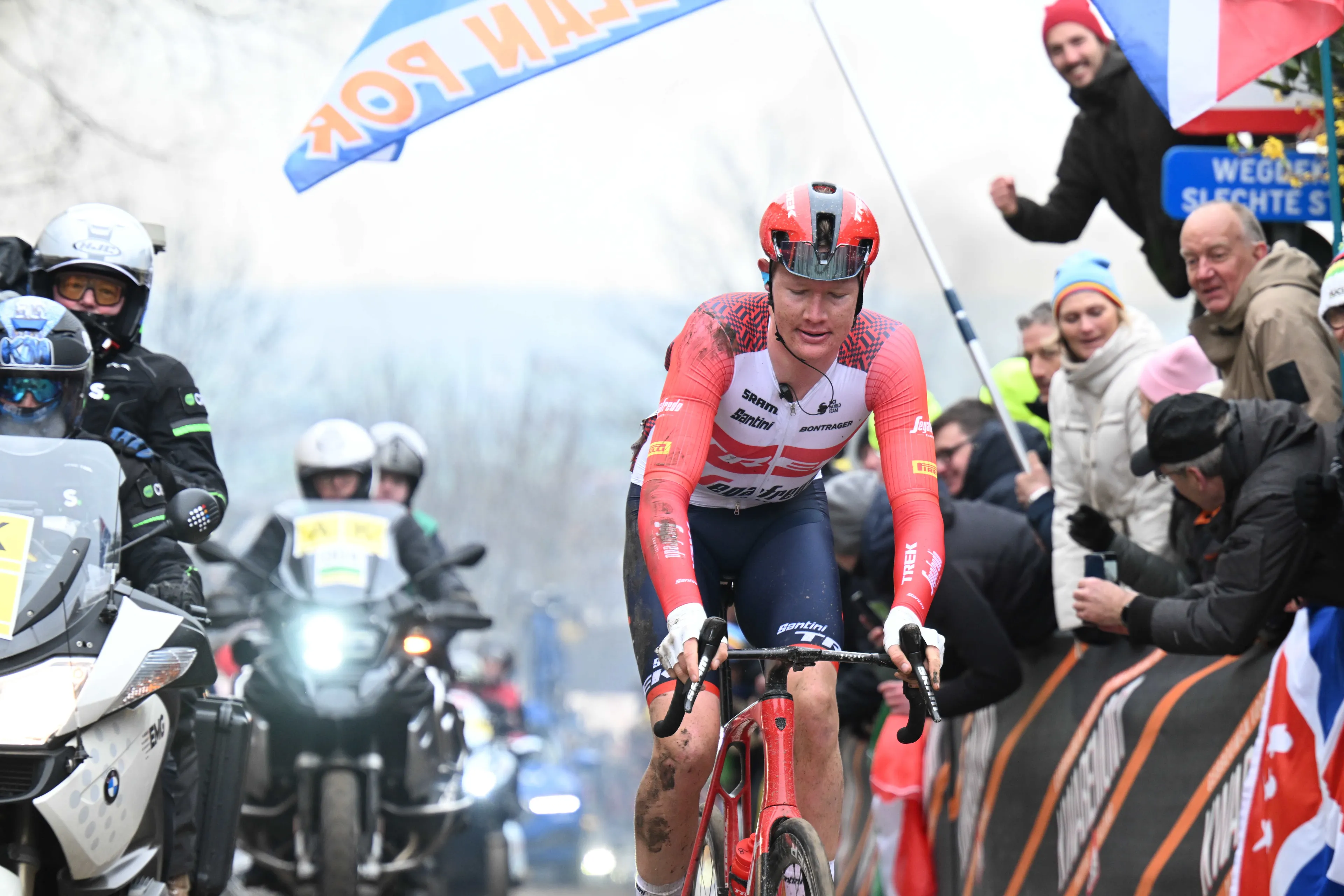 Interview | Daan Hoole zag Pogacar na berenkoers komen op Paterberg: 'Die gast ging zó hard'