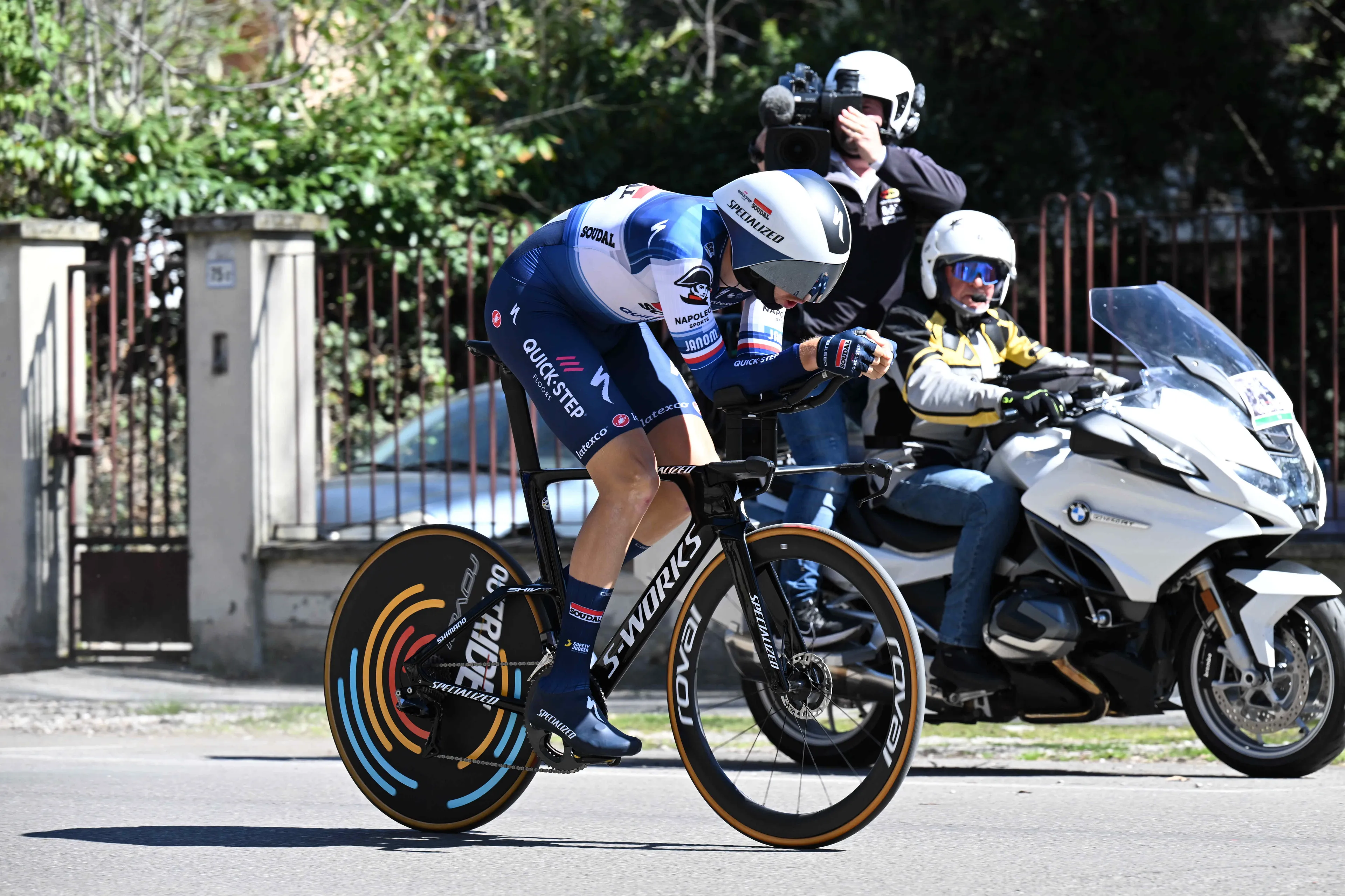 Cerny wint verrassend strijd der tijdritkanonnen in proloog Romandië, Foss tweede