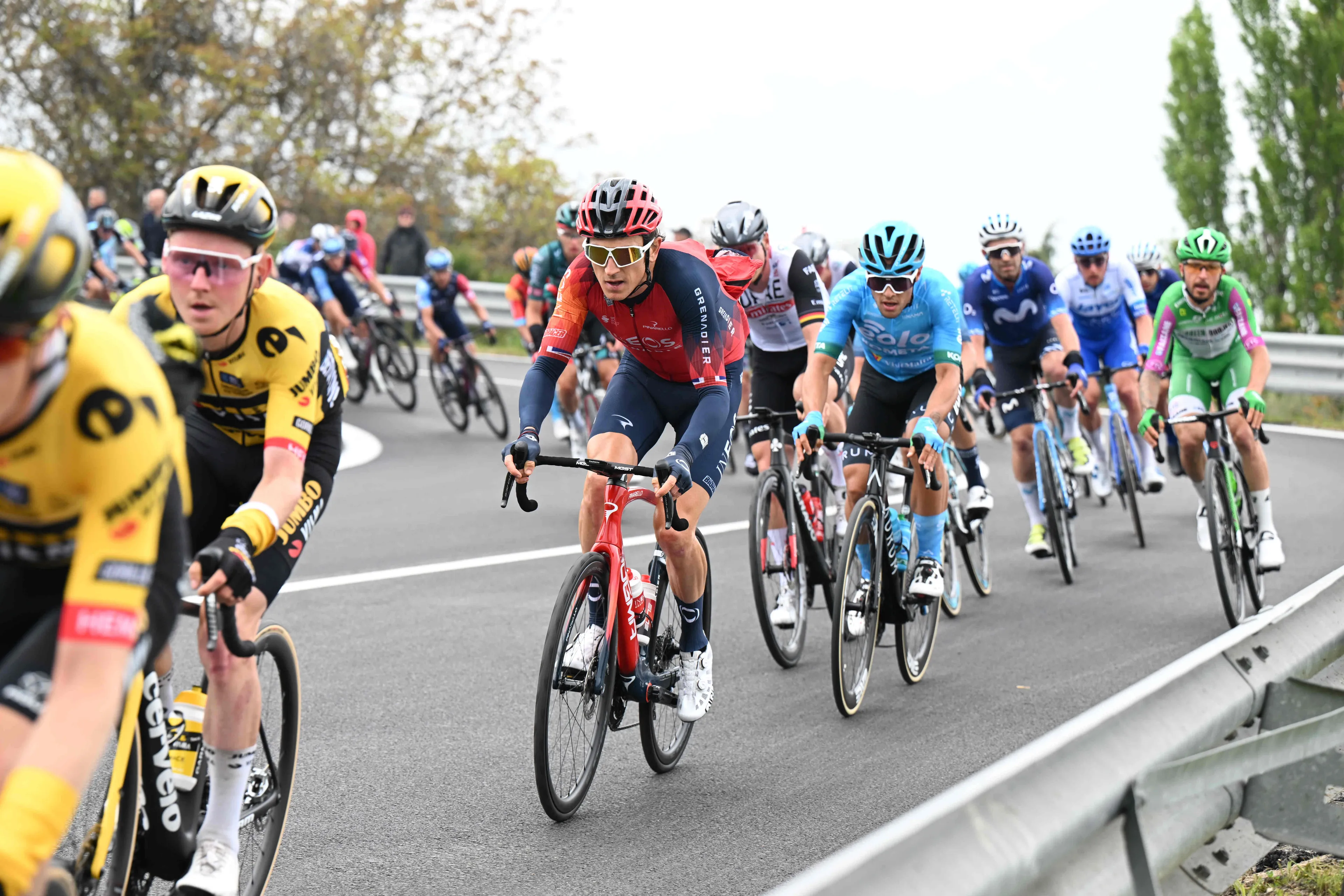 Geraint Thomas ziet 'sneeuwbaleffect' bij Jumbo-Visma: 'Dat merk je aan Gesink en co'