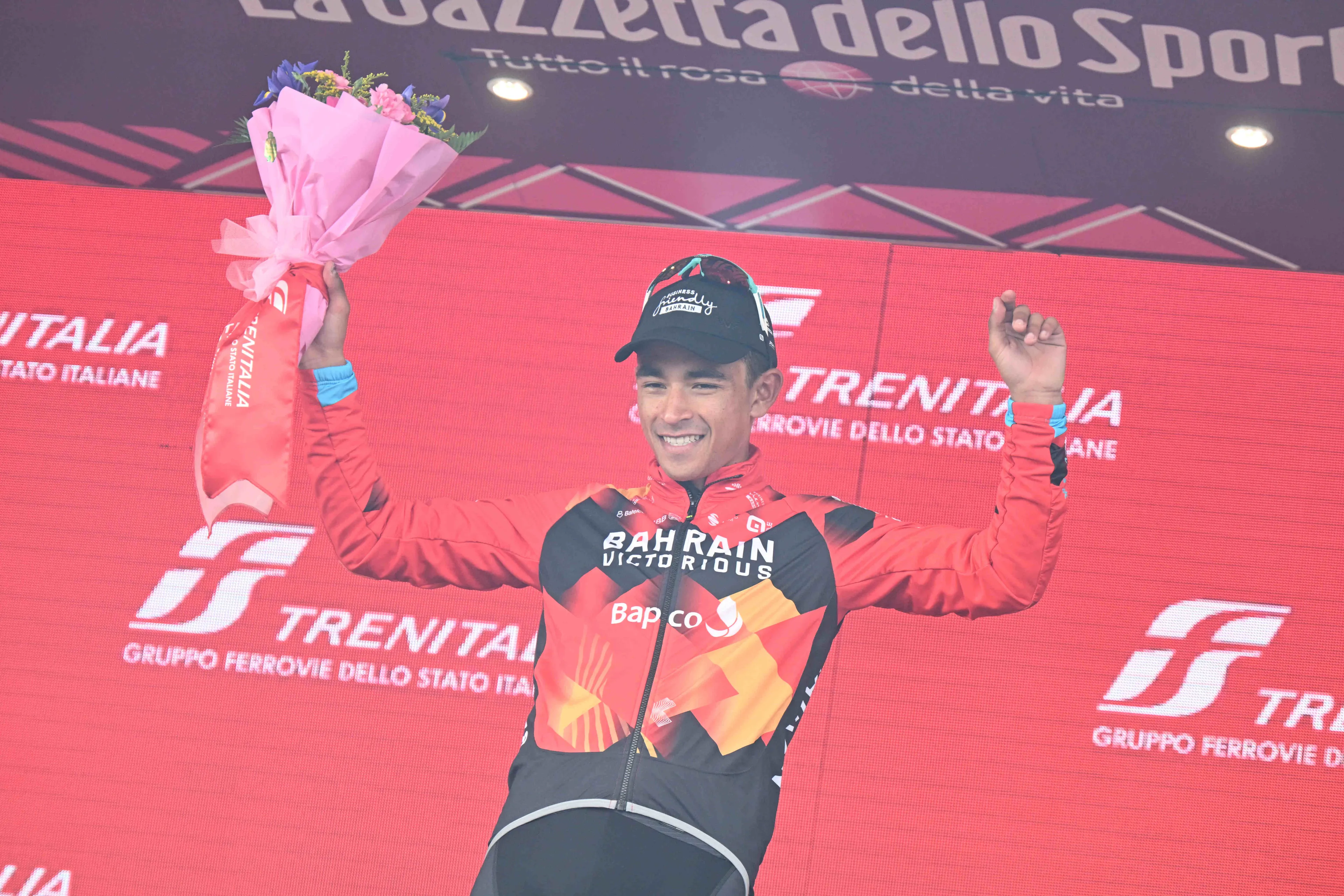Parcours en uitslagen Giro d'Italia 2023 | Buitrago wint koninginnenrit, loeisteile Lussari brengt beslissing om roze