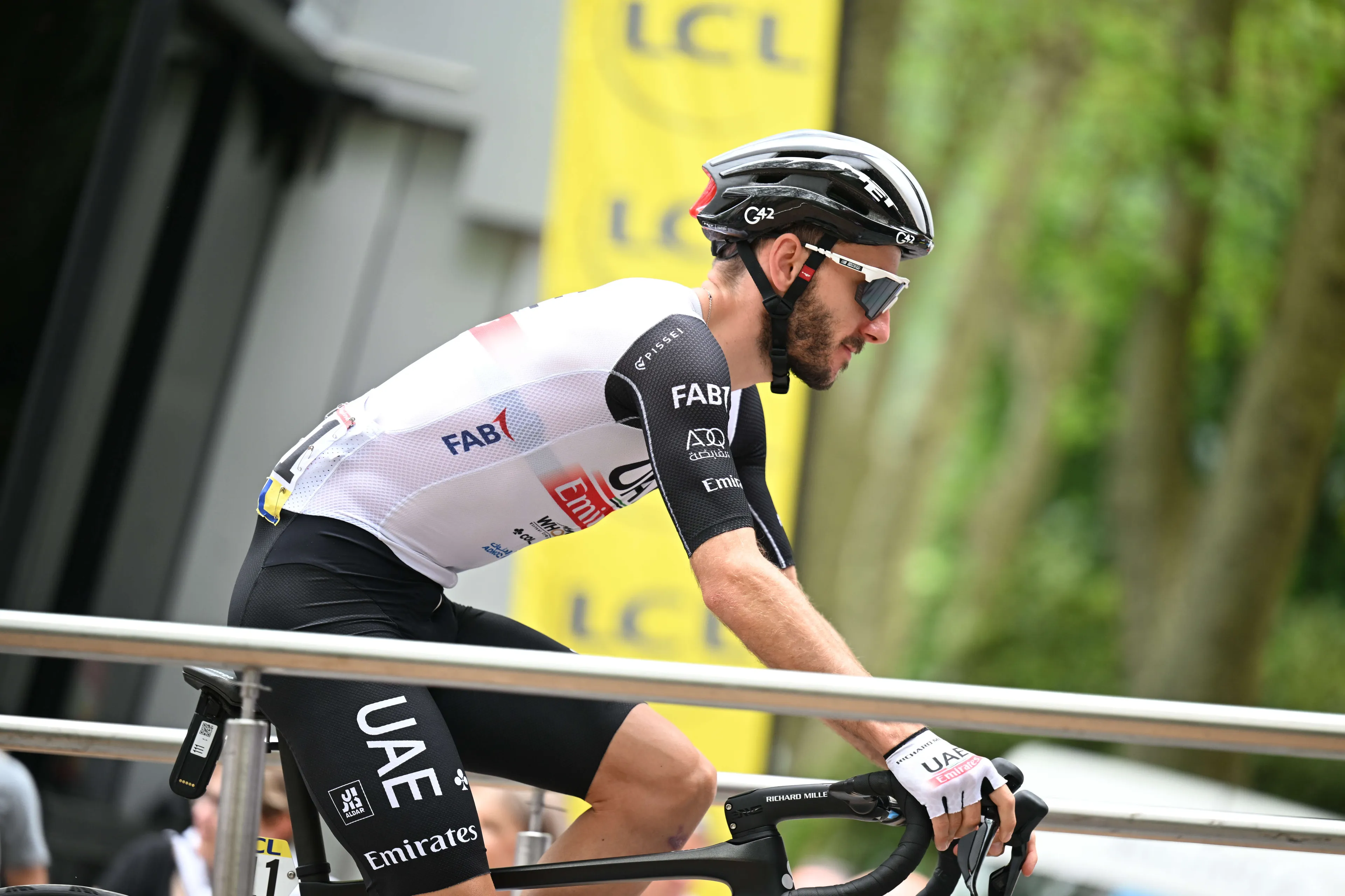 Klassementen Tour de France 2023 | Yates pakt groen en geel en Powless de bollen; eerste tik voor Bardet