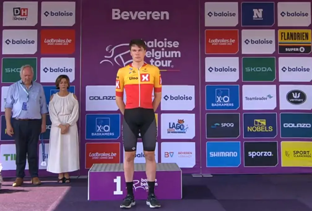 Ritwinnaar Wærenskjold en Belgium Tour denken met moment van stilte aan Mäder: 'Moeilijk om me te focussen'