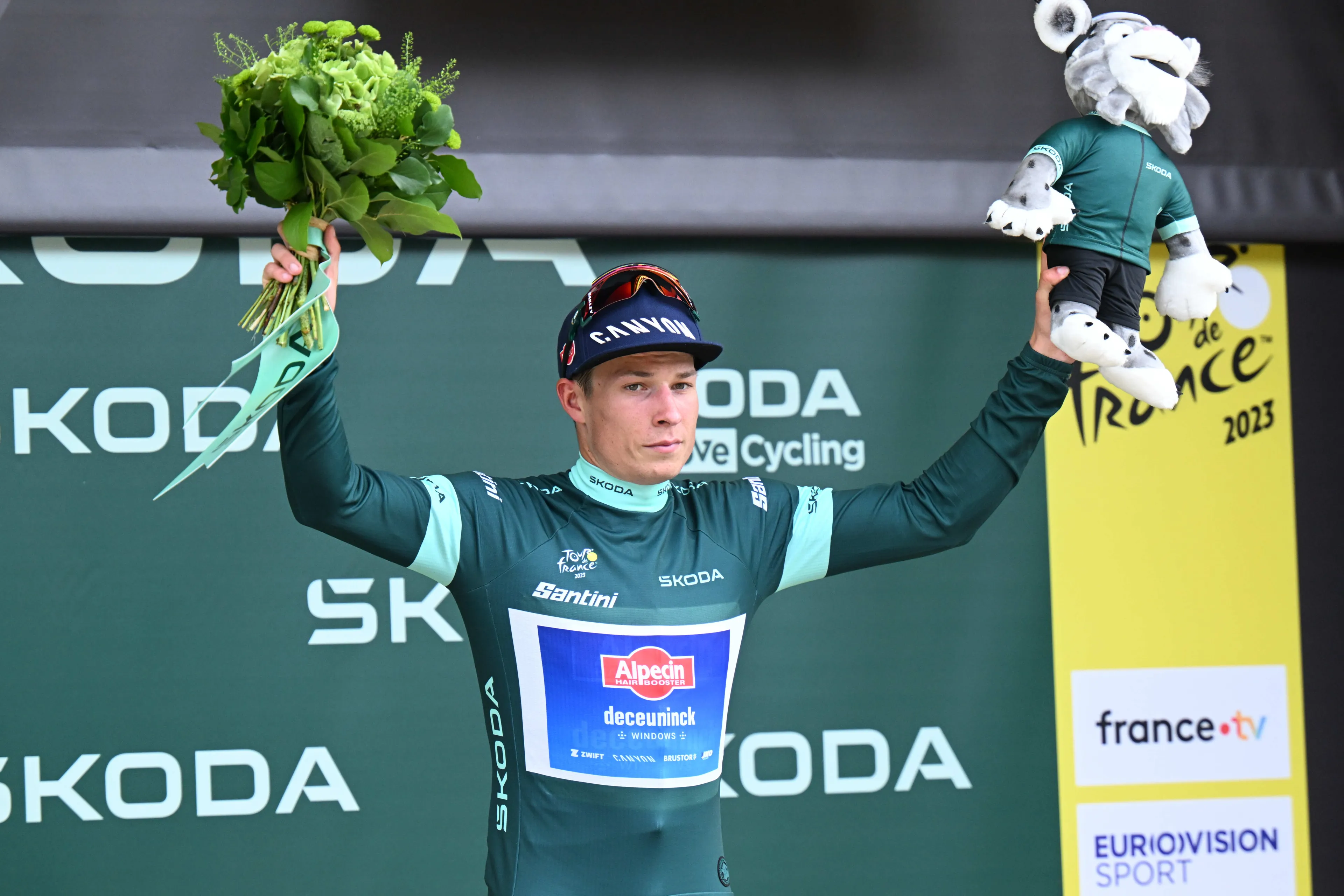 Philipsen ziet weinig sprintkansen in tweede Tourweek: 'Mijn focus ligt op de rit naar Moulins'