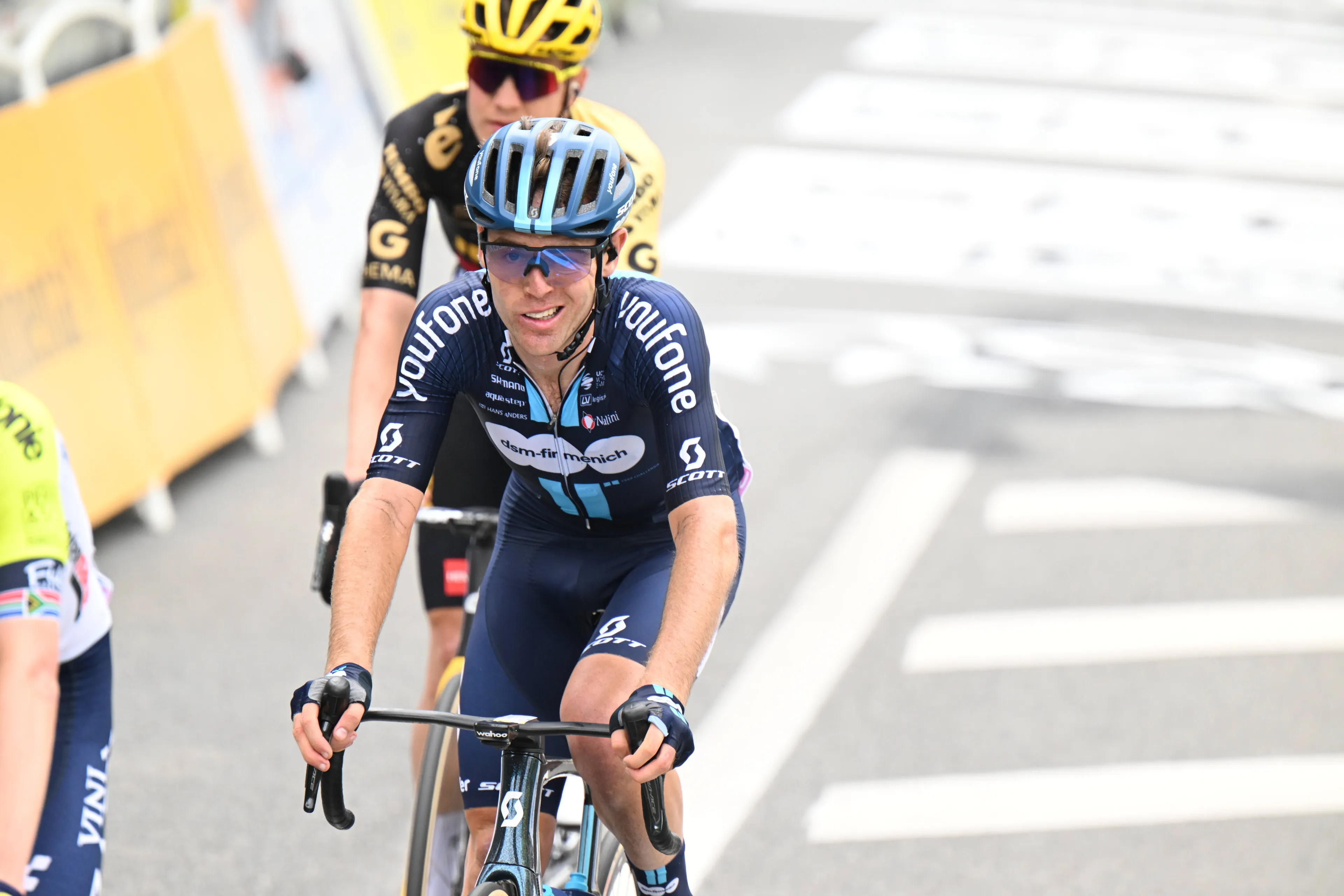 Putsch Hindley is 'inspiratie' voor Bardet: 'Moeten ook tijd pakken, want staan met veel dicht bij elkaar'