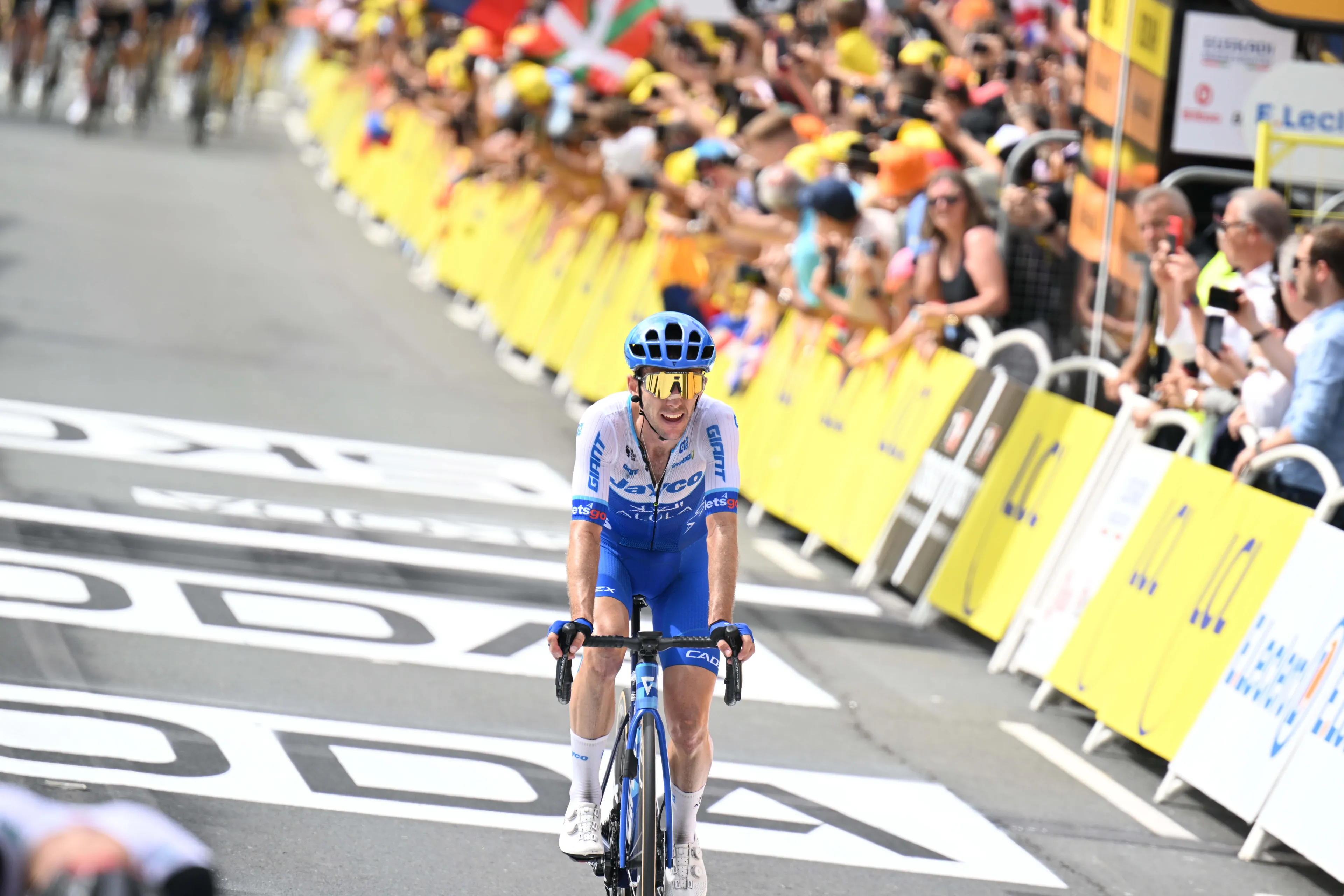 Jayco-AlUla: Dunbar en Yates rijpen bij, Groenewegen krijgt er nieuwe haan in sprintershok bij