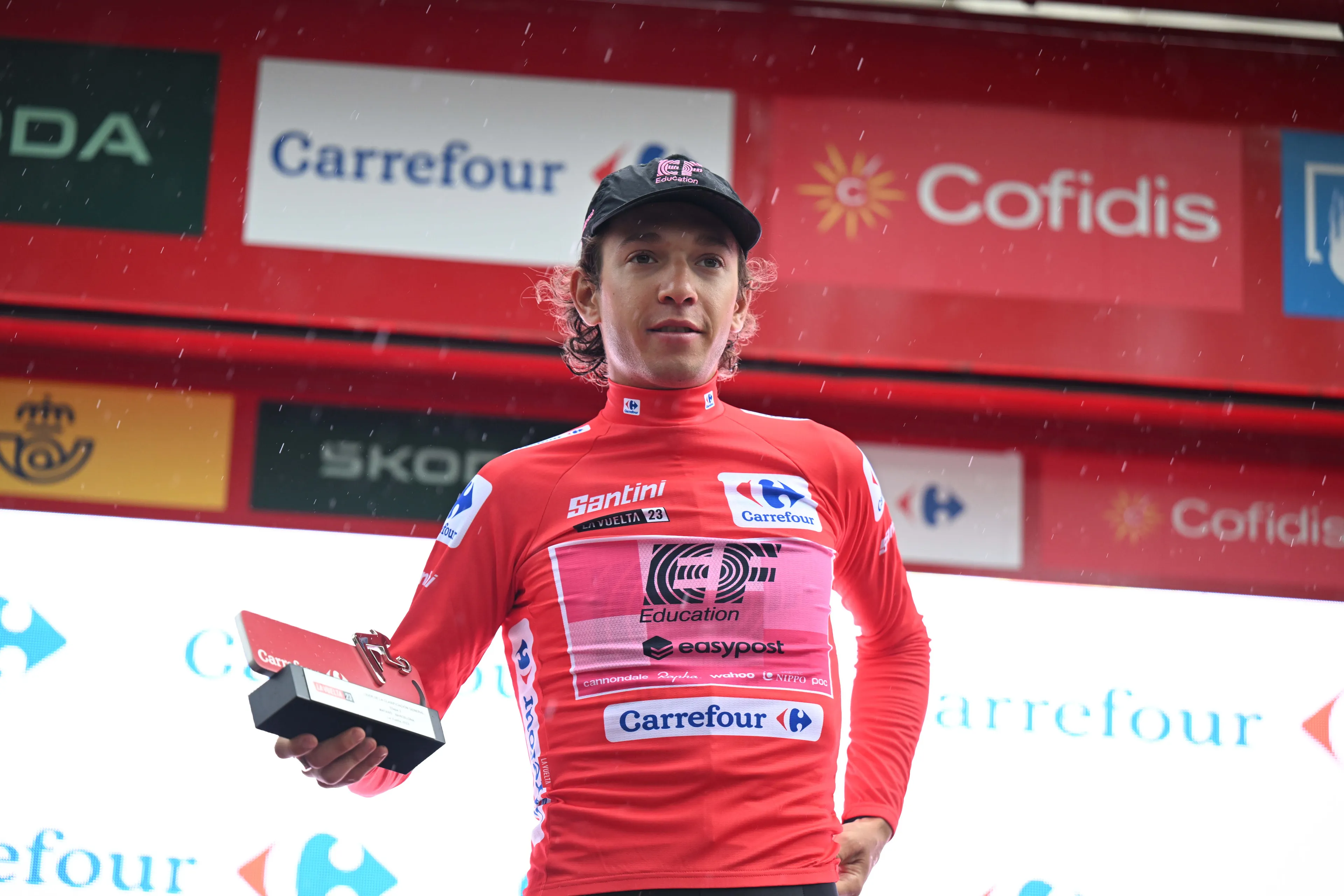 Vluchter Piccolo grijpt rode trui na bijzondere rit: 'Mijn finish lag op negen kilometer'