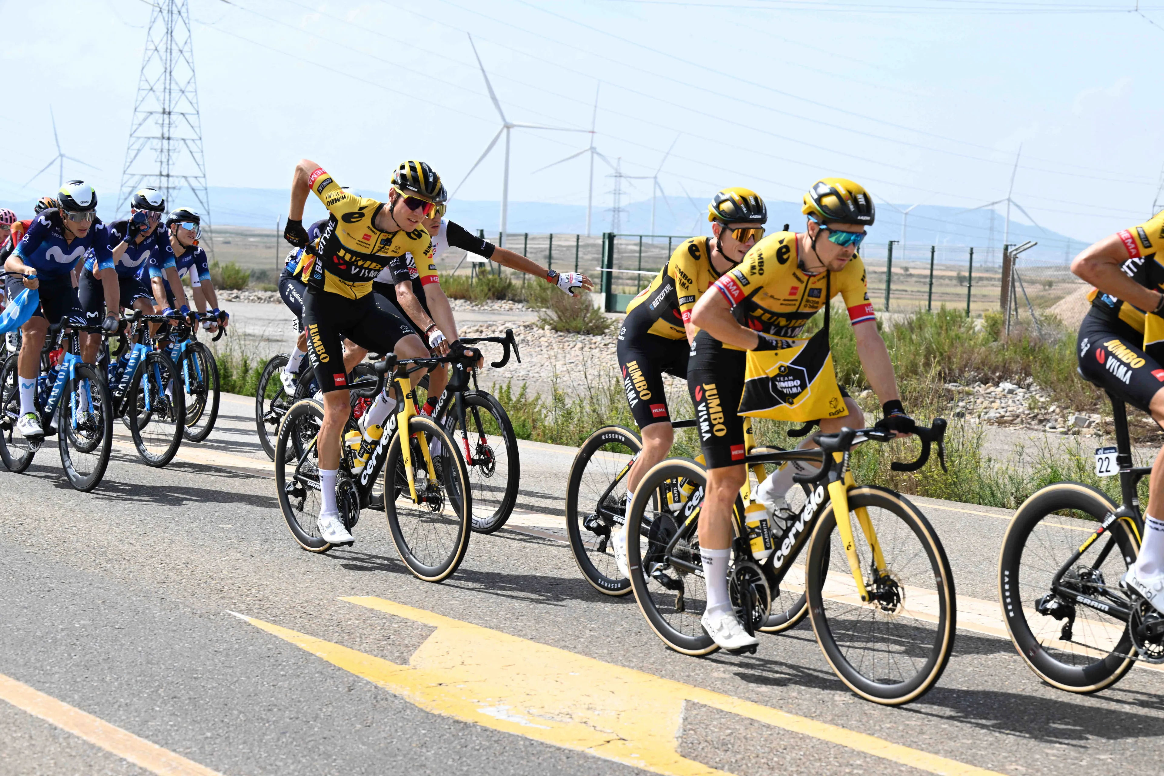 Ploegleider Jumbo-Visma wilde positie 'verbeteren': 'Jammer voor Evenepoel dat hij moest lossen'