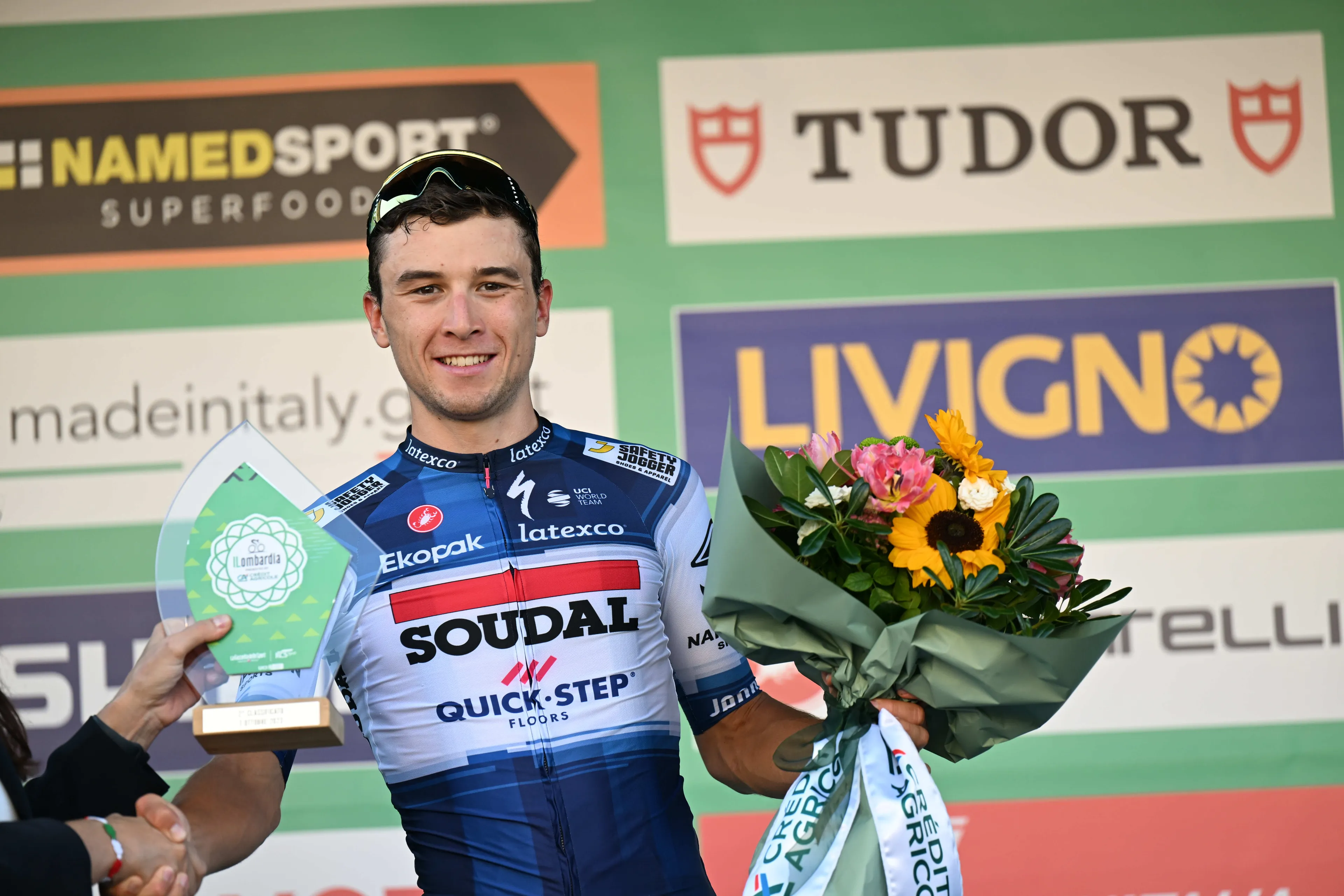 Bagioli neemt met podium in Monument afscheid van Wolfpack: 'Echt een mooie manier om het te doen'