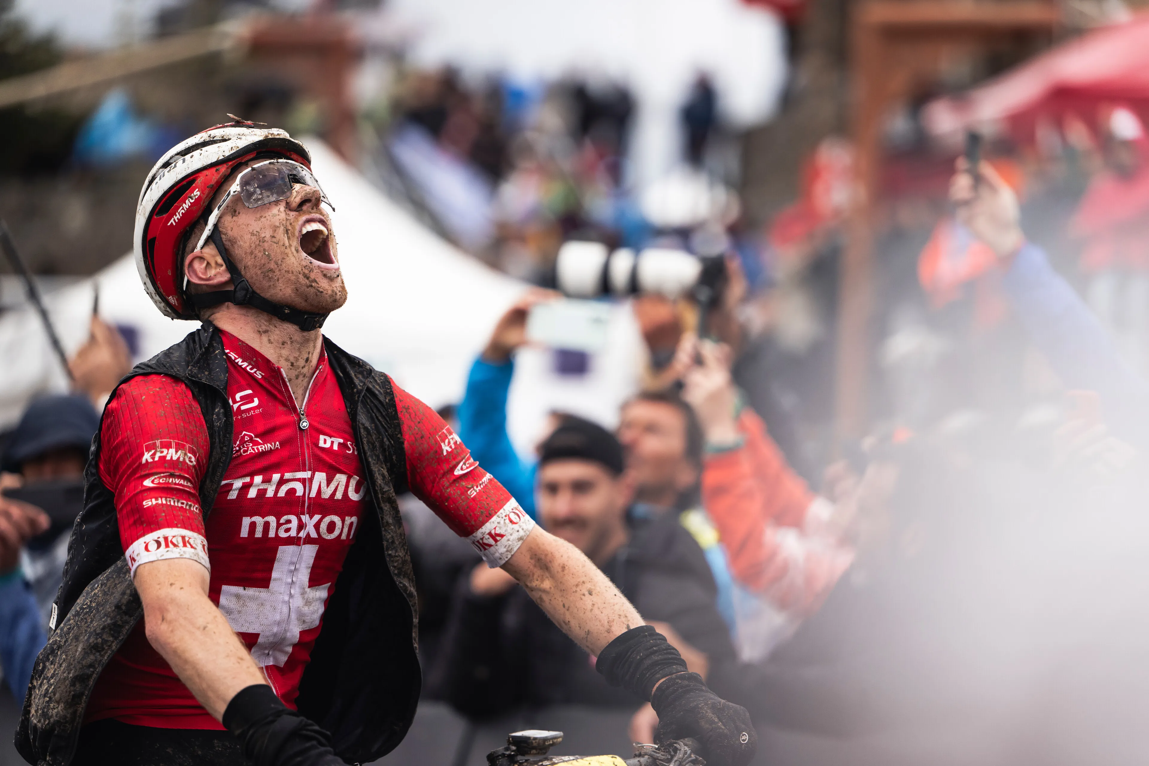 Flückiger toont 'beschamend' prijzengeld Wereldbeker MTB: 'Als een sponsor dit ziet...'