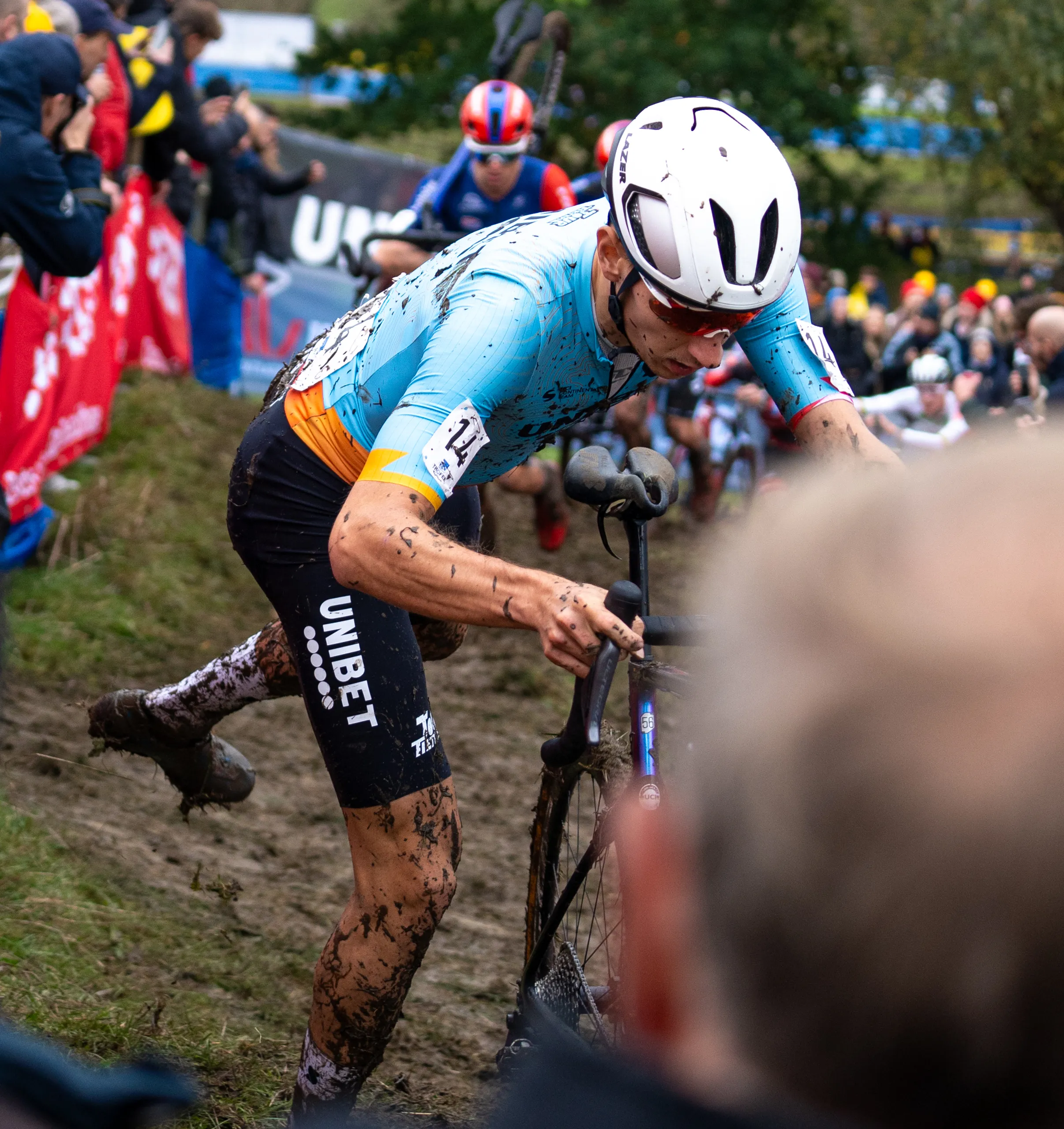 lander loockx 2 6549359f99b52