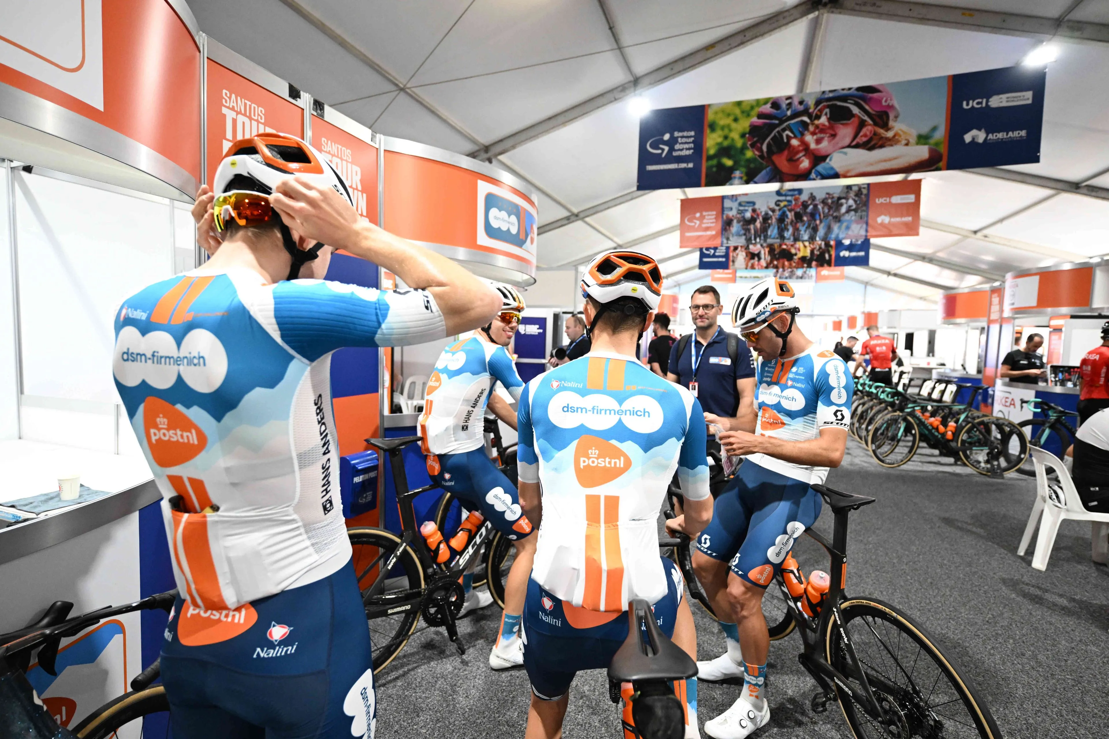 Rudi Kemna en dsm-firmenich PostNL prediken realisme: ‘Kan wel heel stoer doen, maar we weten hoe het werkt’