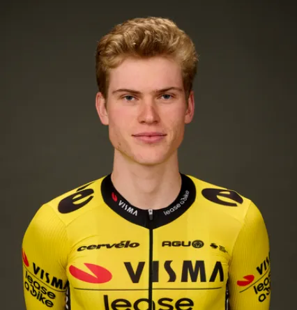 Hagenes, eerste Visma | LaB-slachtoffer van de 'Vloek van Tenerife', keert week na neusbreuk terug