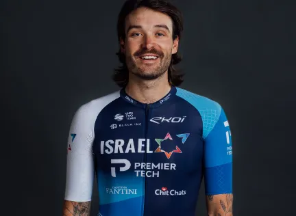 Donderslag bij heldere hemel: 30-jarige zoon van koerslegende Erik Zabel hangt koersfiets eind mei aan de wilgen