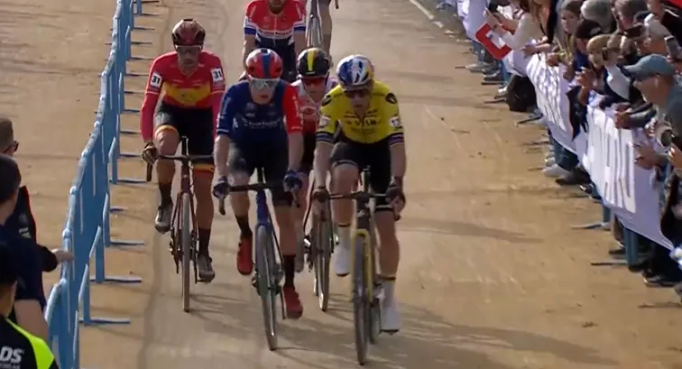 ronhaar van aert