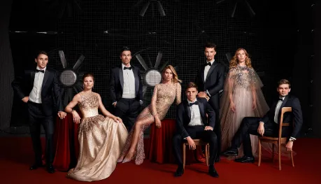 📸 Specialized tovert met 'technische magie' fantastische foto van Evenepoel en Vollering uit zijn mouw