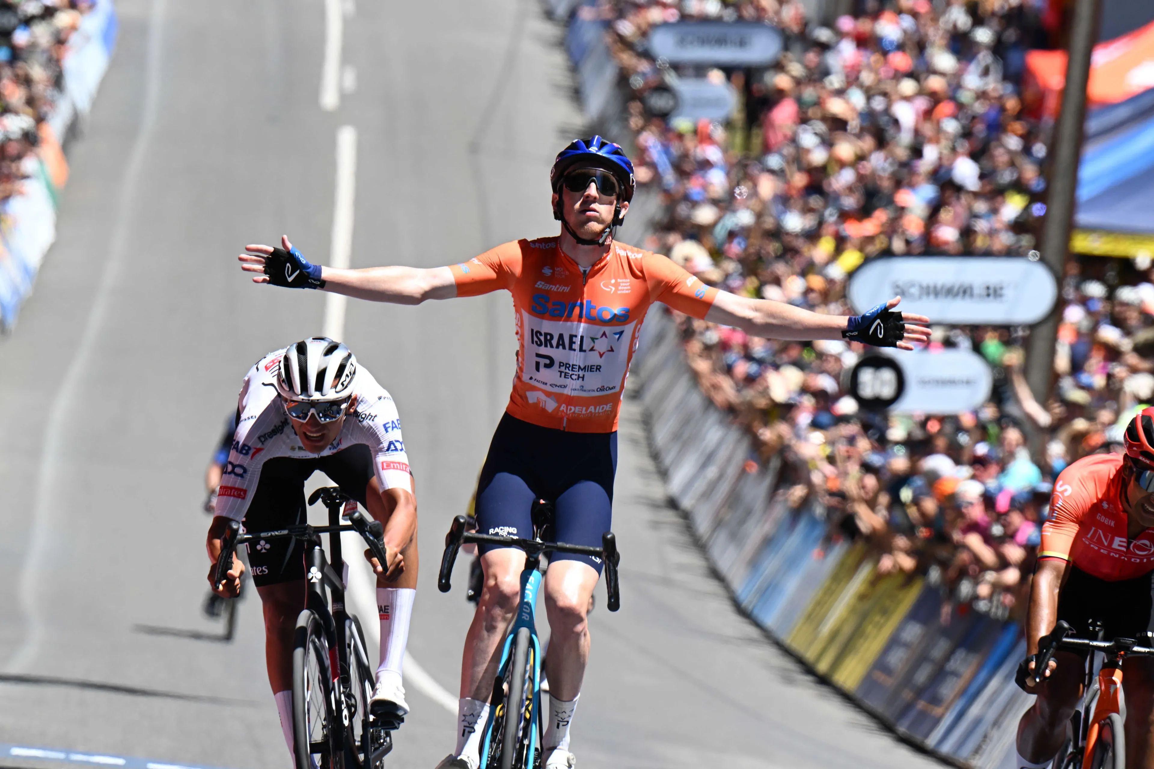 Lemmen klimt opnieuw met de besten in Tour Down Under, maar ziet leider Williams eindzege bezegelen
