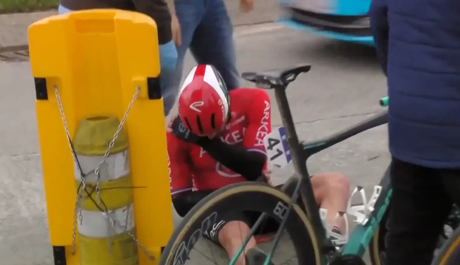 Sénéchal mag nog hopen op terugkeer in klassieke voorjaar: Fransman hervat training na succesvolle operatie