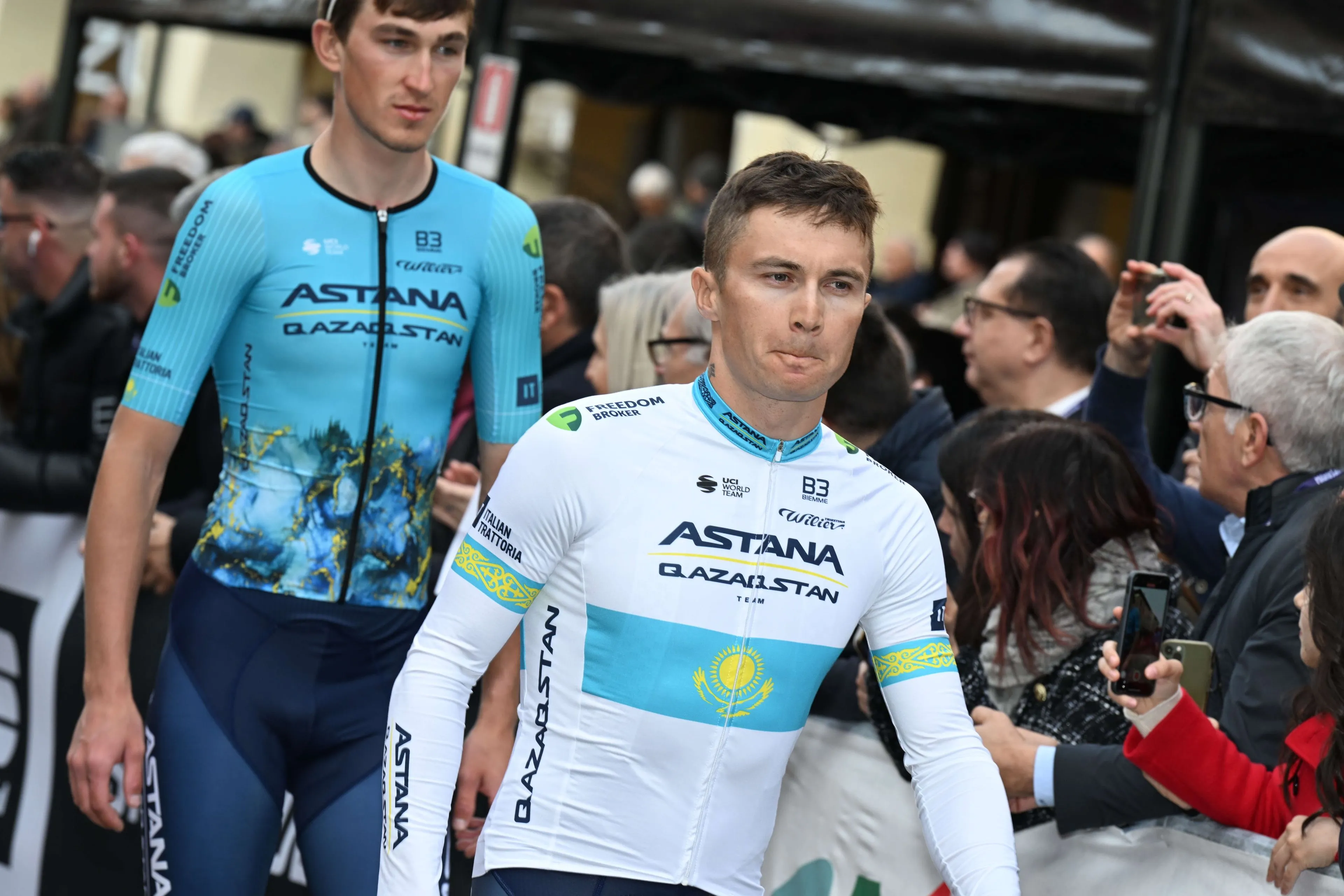 alexey lutsenko astana qazaqstan team