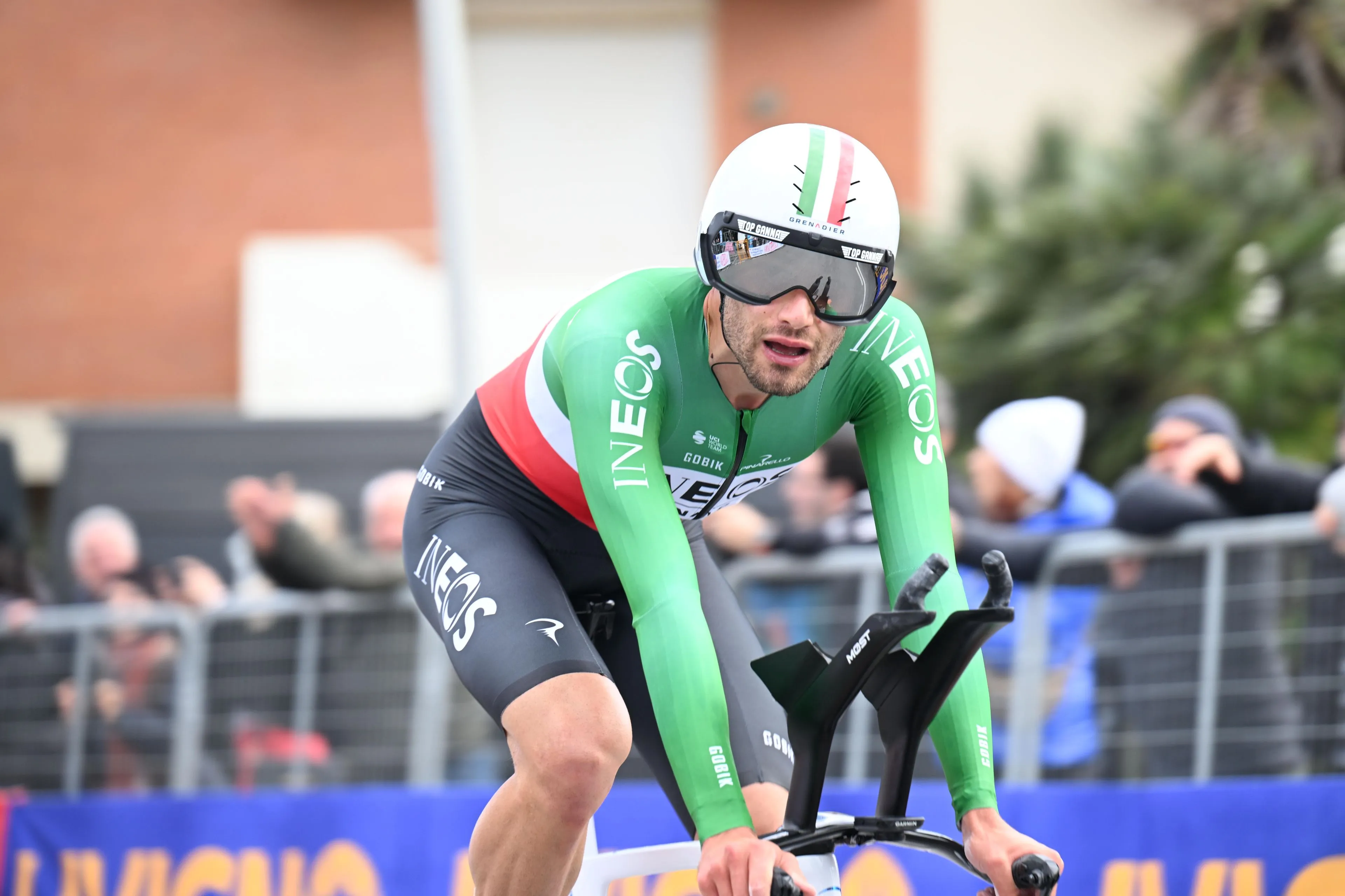 Starttijden tijdrit Giro d'Italia 2024 | Hoe laat beginnen Ganna, Arensman en Pogacar?
