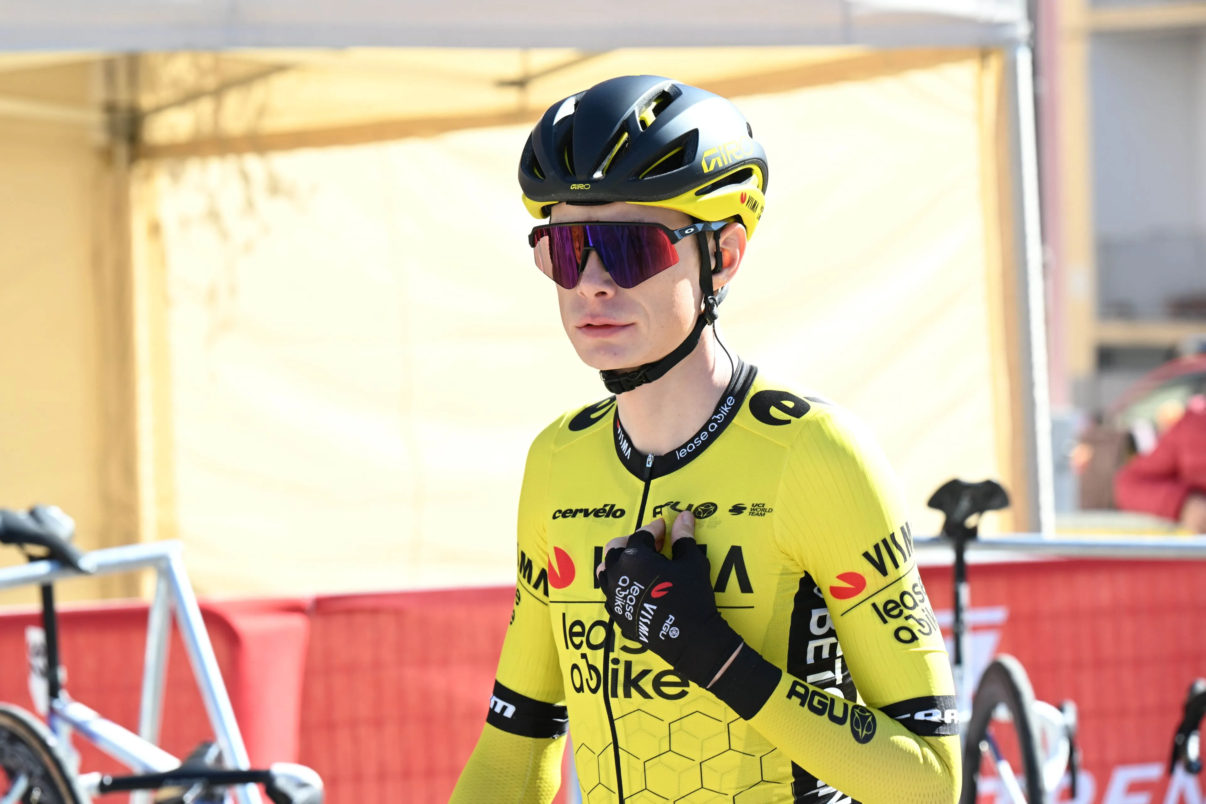 Jonas Vingegaard maakt in Baskenland na bijna twee jaar einde aan opvallend koersfeit