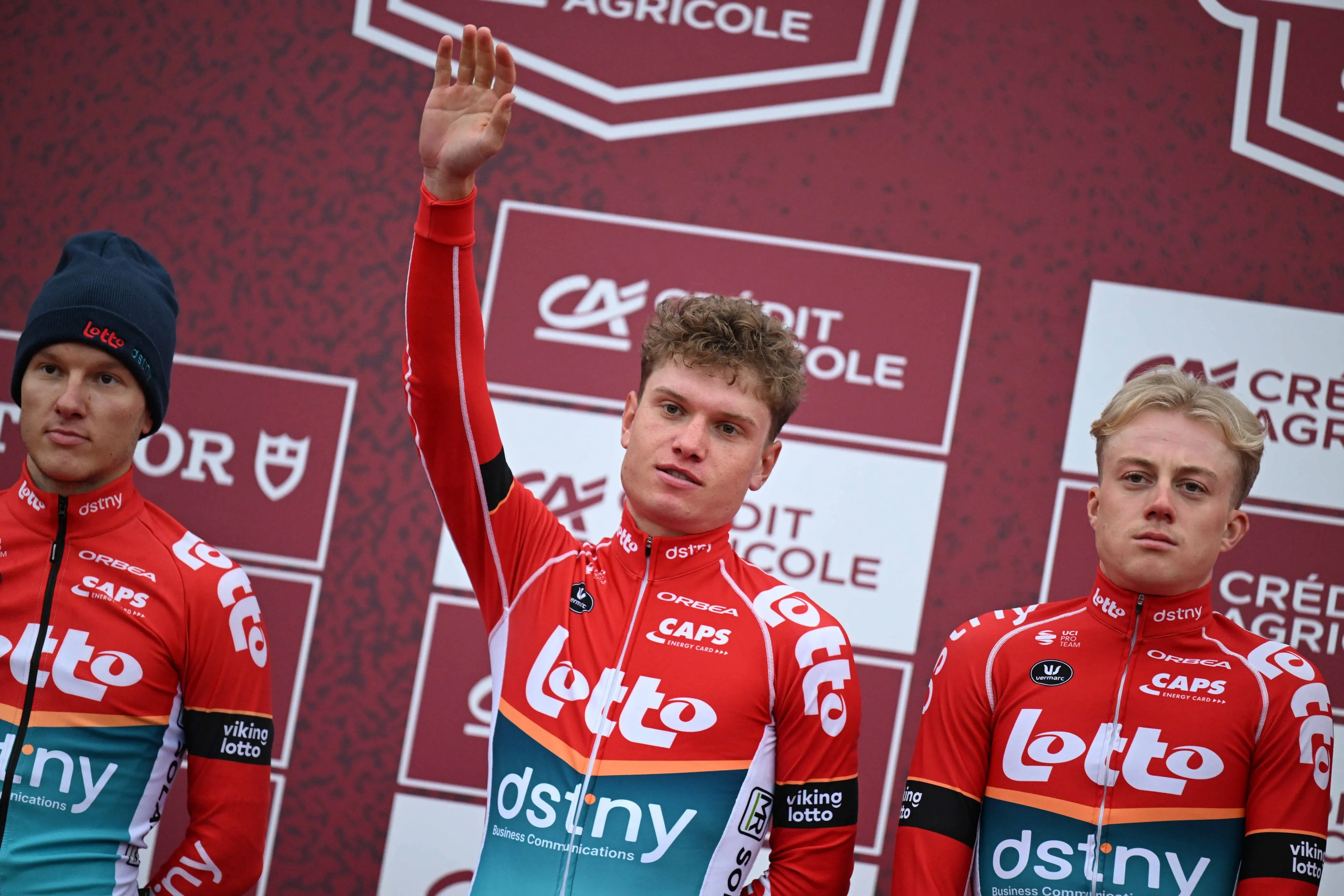 Seizoensrevelatie Van Eetvelt wil na 'verschrikkelijke weken' en zelfs kleine operatie terugslaan