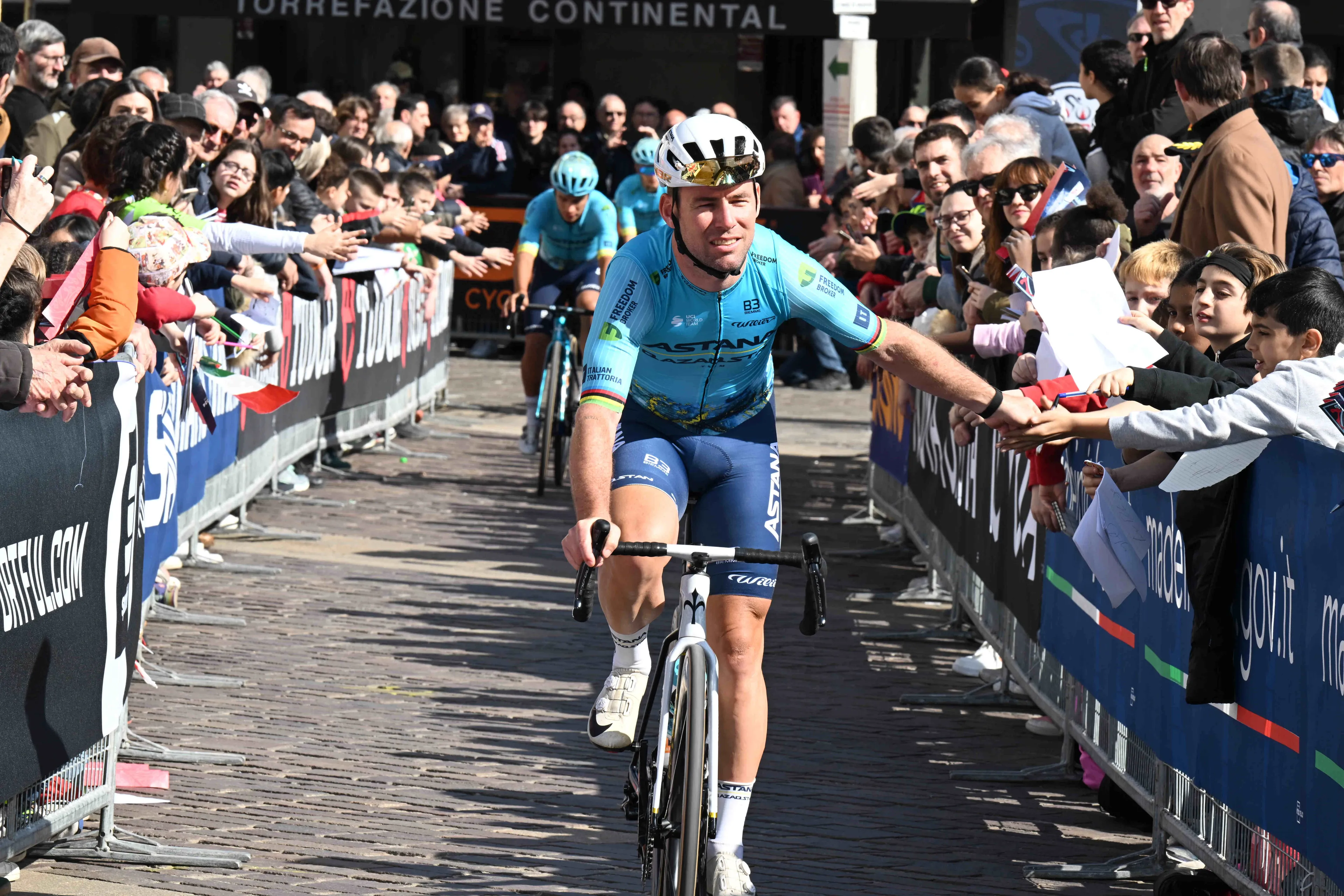 Parcours en uitslagen Ronde van Turkije 2024 | Komen Jakobsen en Cavendish op dag vijf de heuvels wel over?