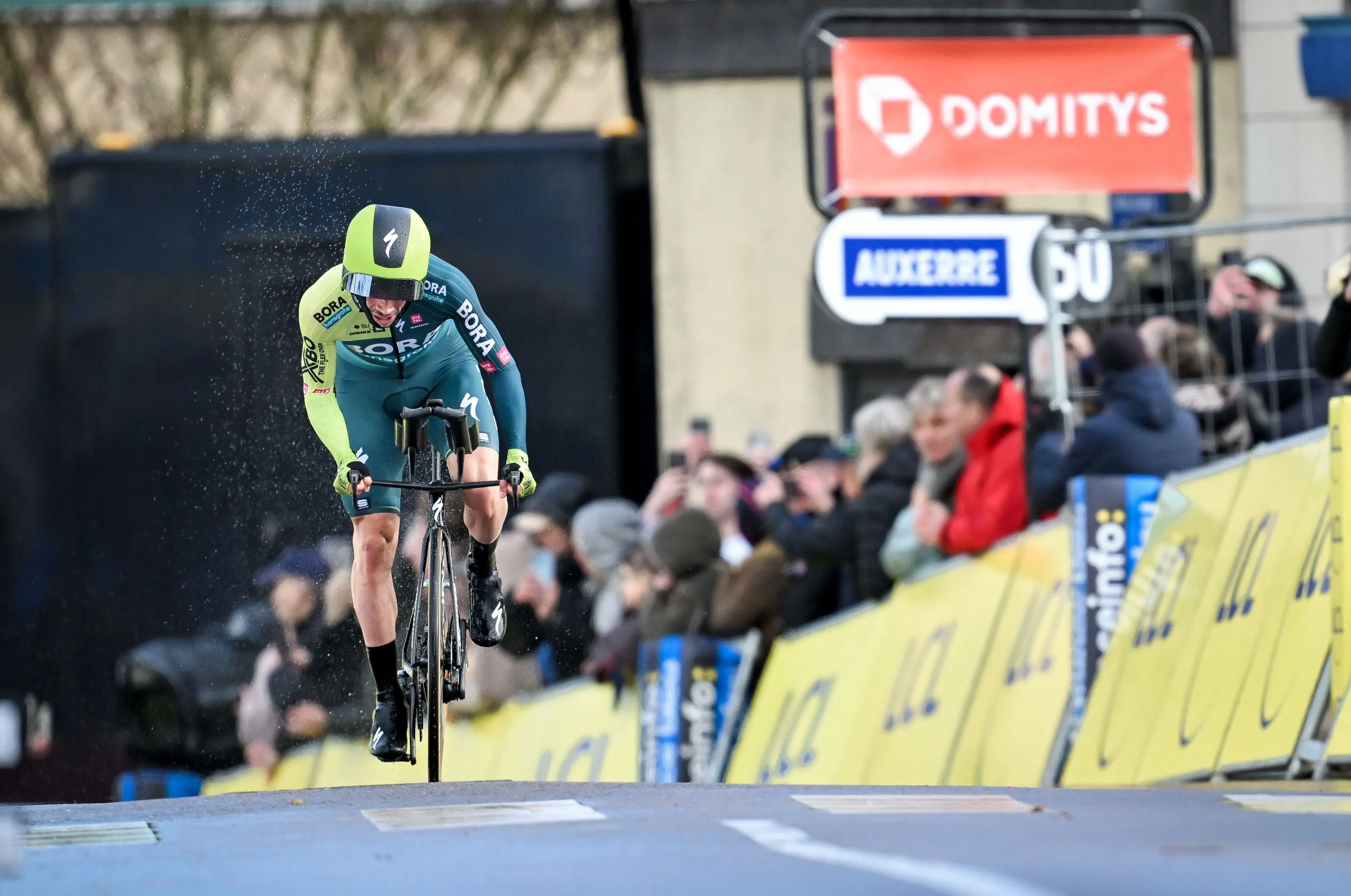 Primoz Roglic rijdt BORA-hansgrohe-ploeggenoten bergop de vernieling in: 'Niet wat we voor ogen hadden'