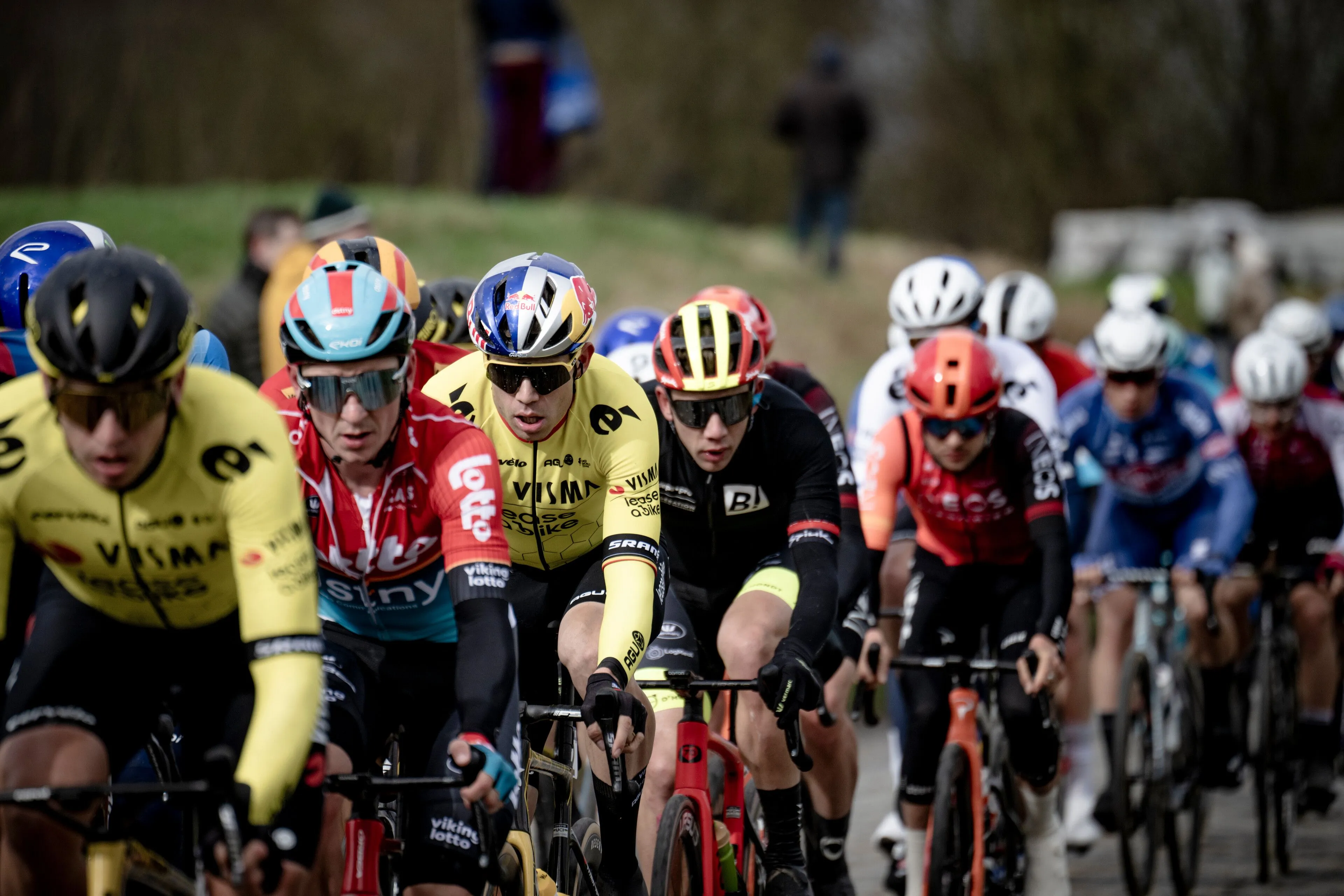 Voorbeschouwing Omloop Het Nieuwsblad 2025 | 1e dag van maart: opener van klassiekerseizoen met onder meer Van Aert!