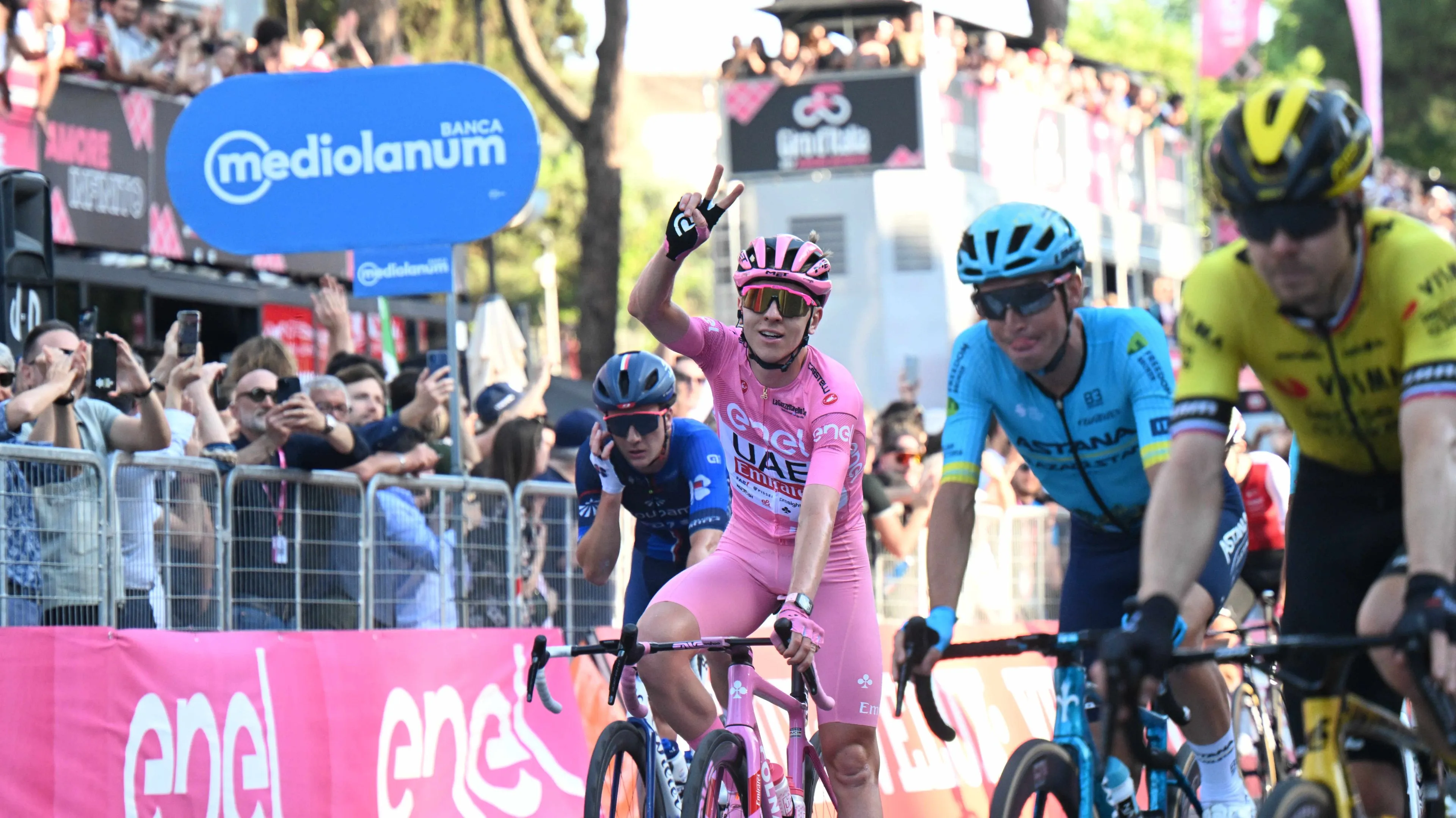 Giro-baas legt uit waarom parcours later bekend wordt; Pogacar, Vingegaard, Evenepoel en Roglic al op de hoogte?