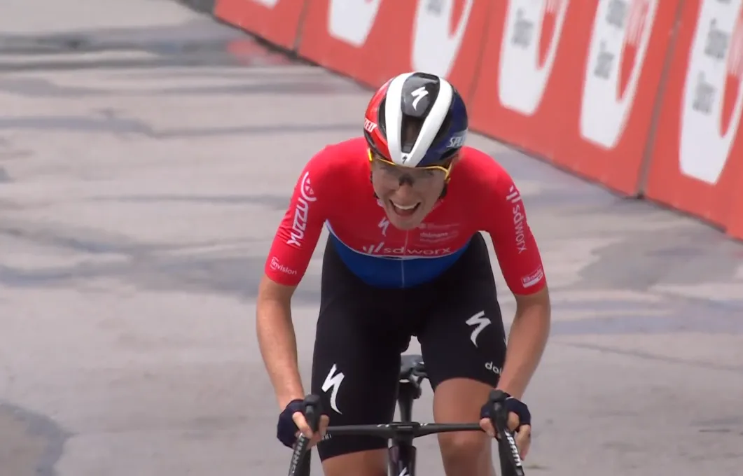 NK tijdrijden wordt opnieuw logistieke puzzel voor Vollering, die zodoende nog beetje twijfelt over deelname