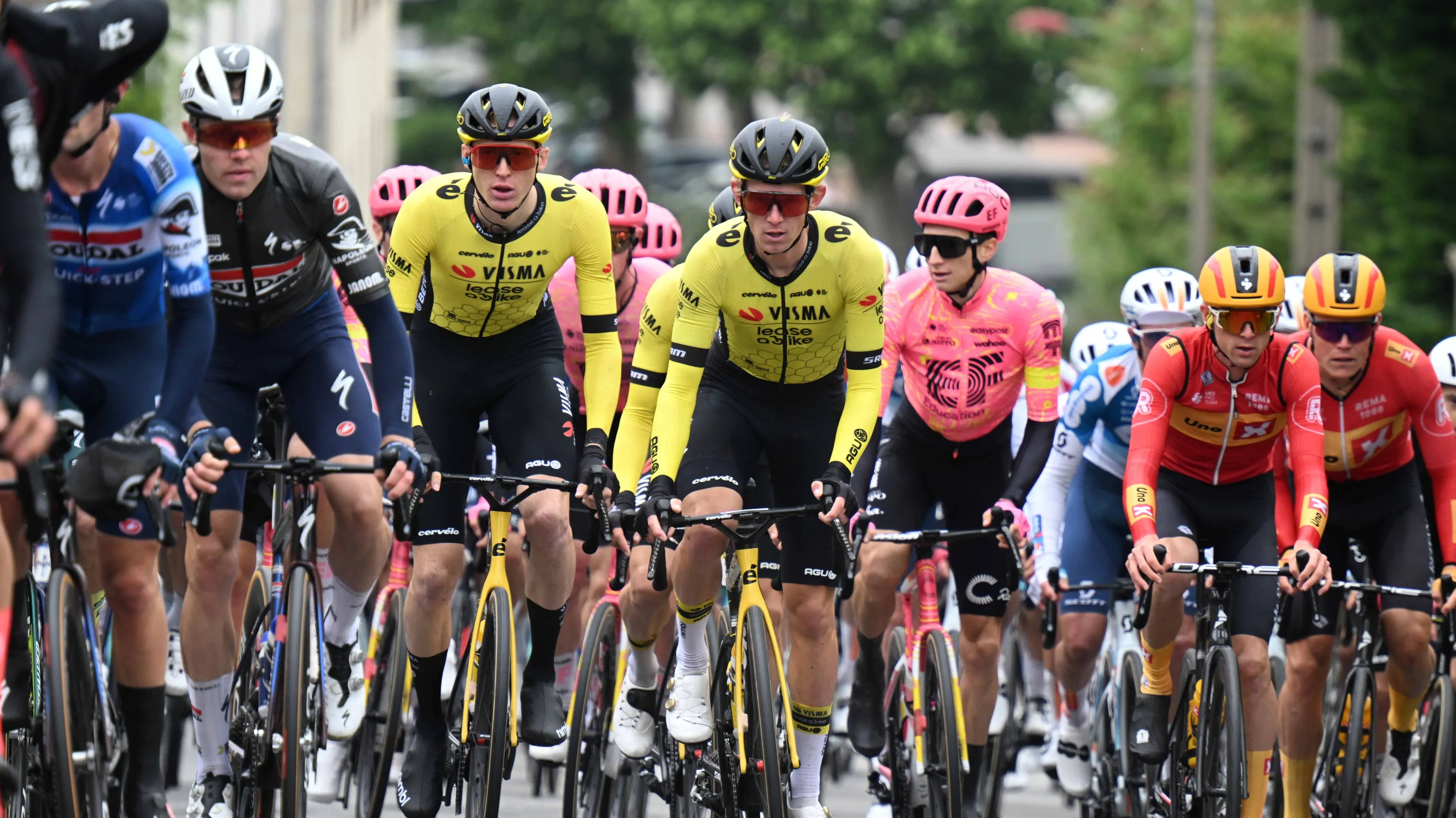 peloton dauphine