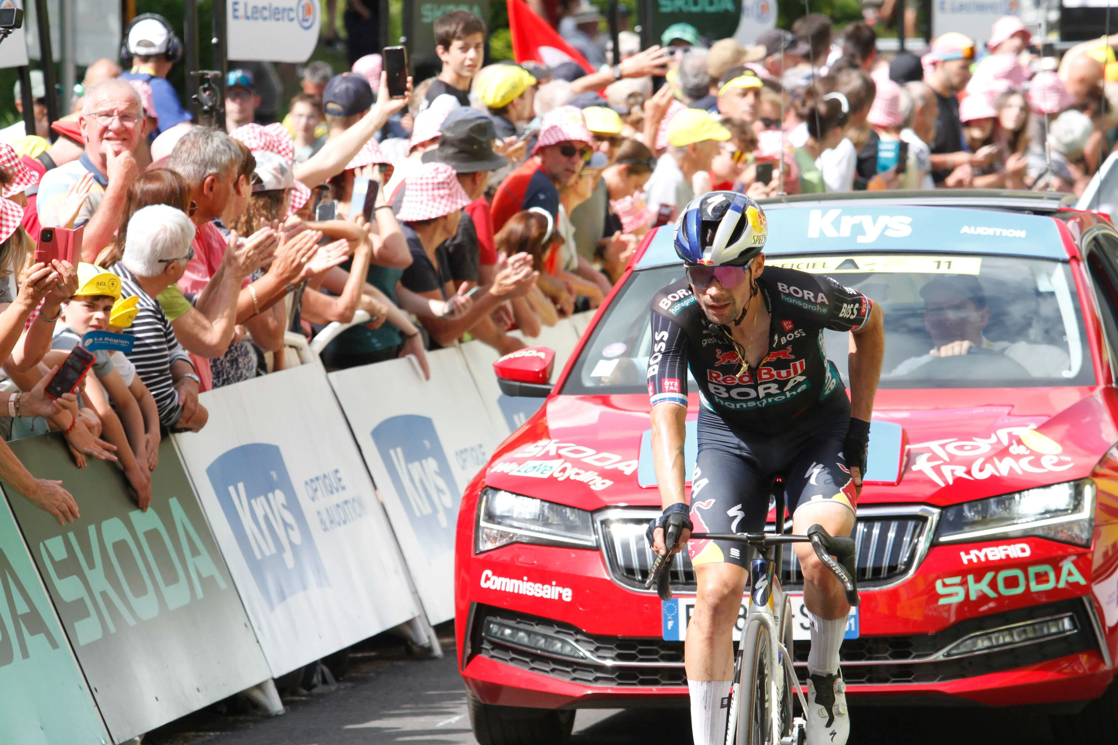 Roglic being Roglic na valpartij en achtergelaten huid: 'Alles gegeven op de weg, zelfs te veel'