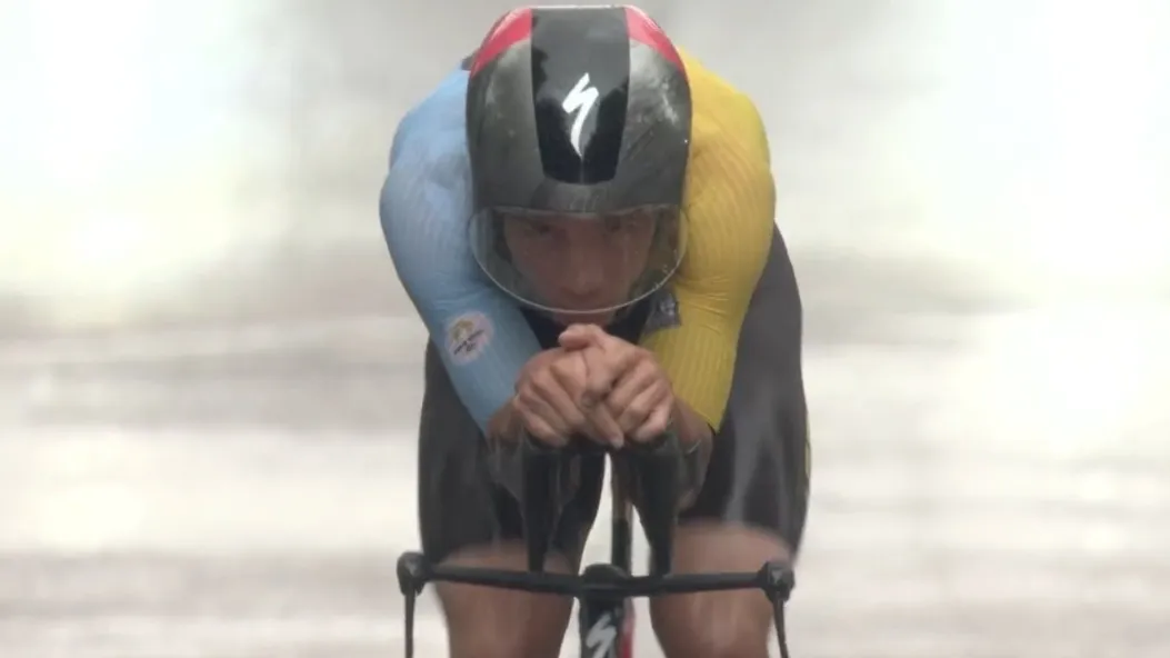 Getergde Evenepoel houdt weer eens huis! Vlaamse eindbaas verwijst Italianen naar ereplaatsen op WK tijdrijden