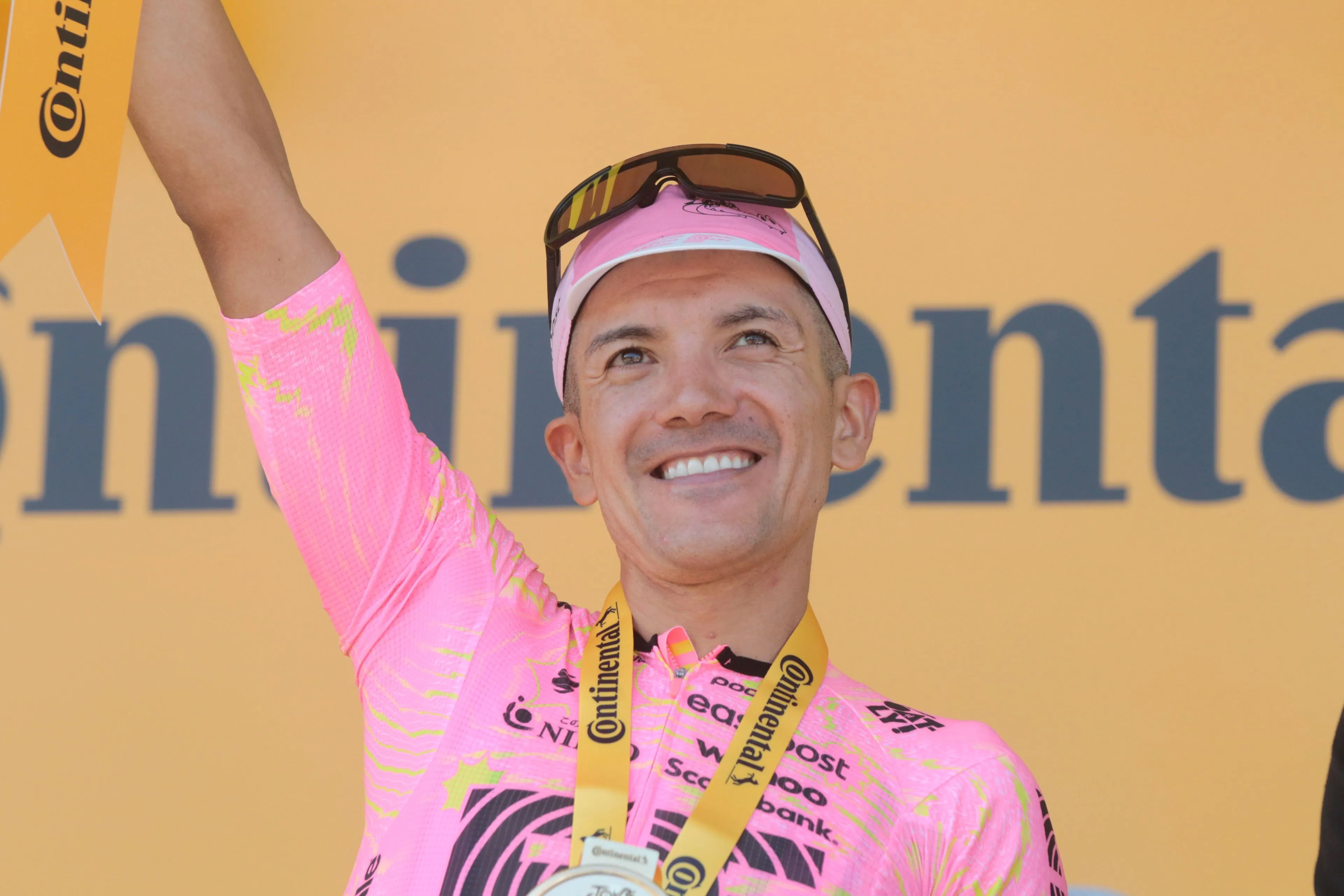 Ploegbaas Vaughters 'flabbergasted' door Carapaz: 'Uiteindelijk zie je zijn talent'