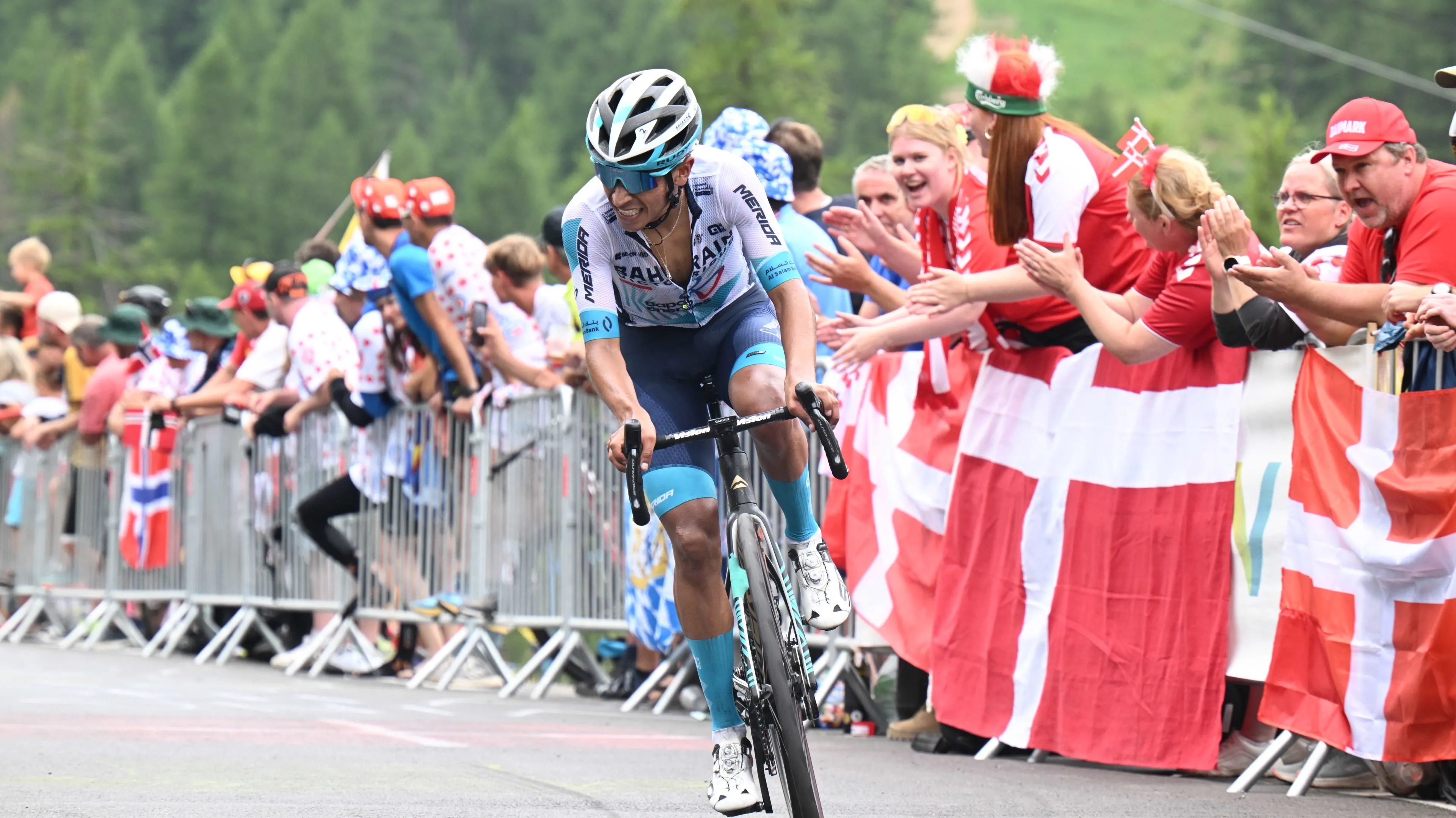 Oppermachtige Buitrago kraakt Almeida en slaat dubbelslag in Ronde van Valencia