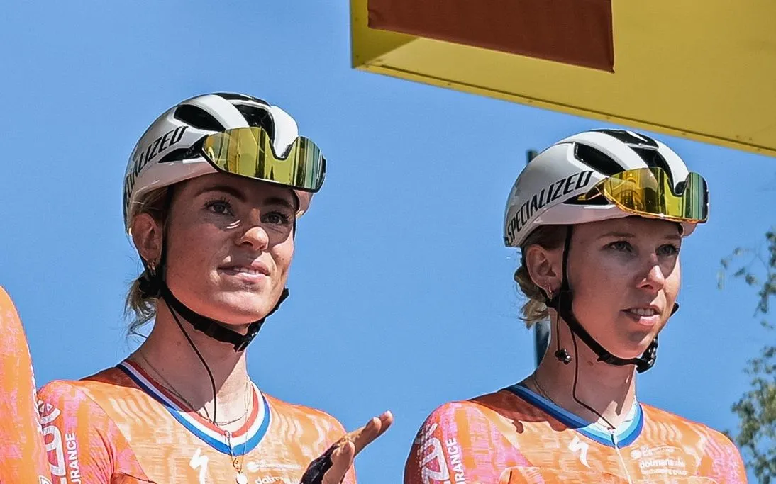 "Champion cashing in" Wiebes saw everything fail, girlfriend Vollering intervenes: "Was actually hoping for Lorena"
