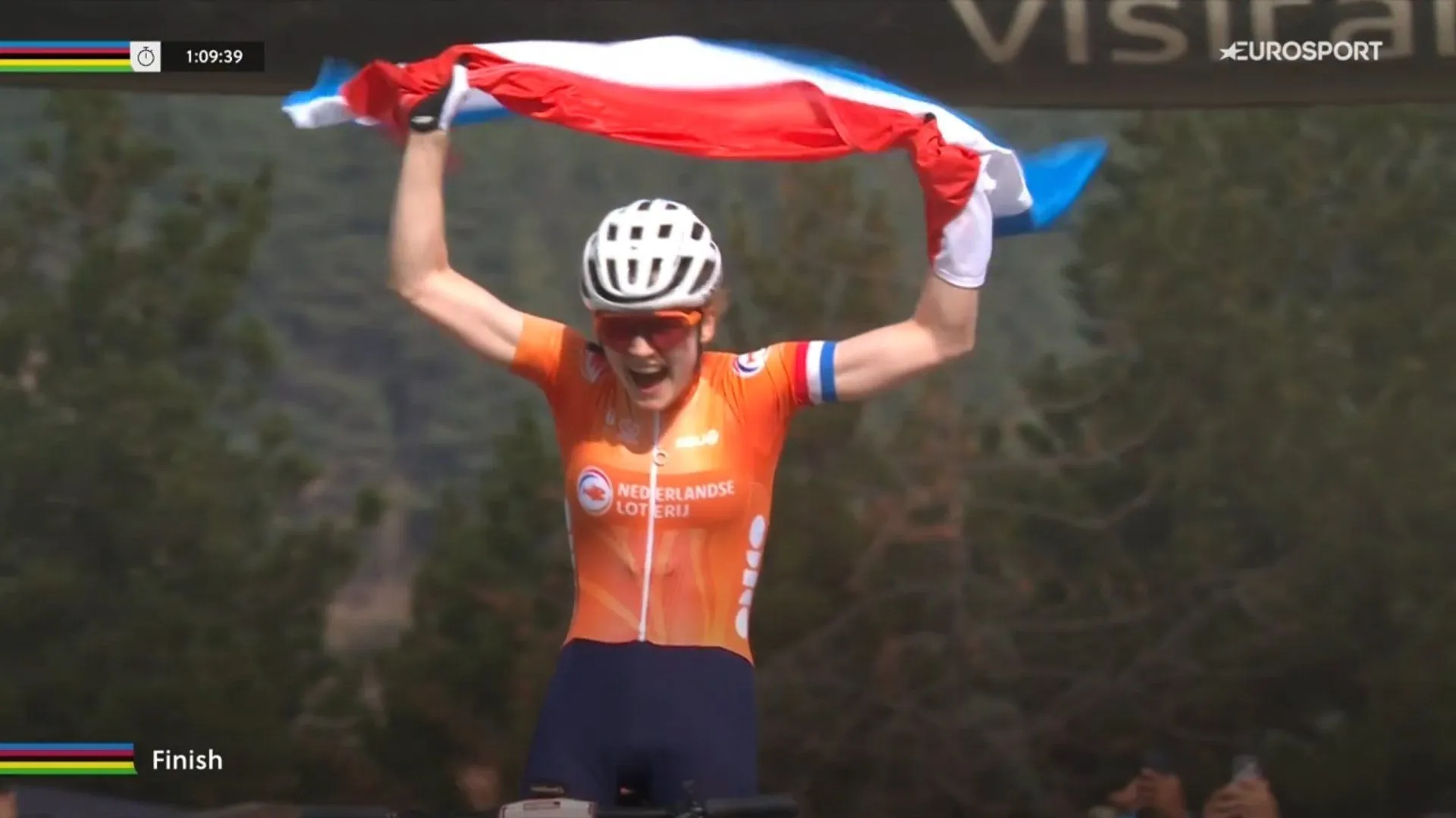 Alle actie op WK veldrijden zaterdag live te volgen, maar ook nog wegkoersen op de rol