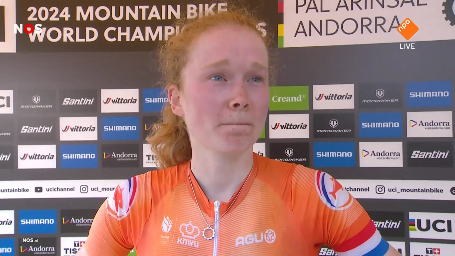 Pieterse door het dolle heen na dominante wereldtitel: 'Knettergek wat we hier doen'