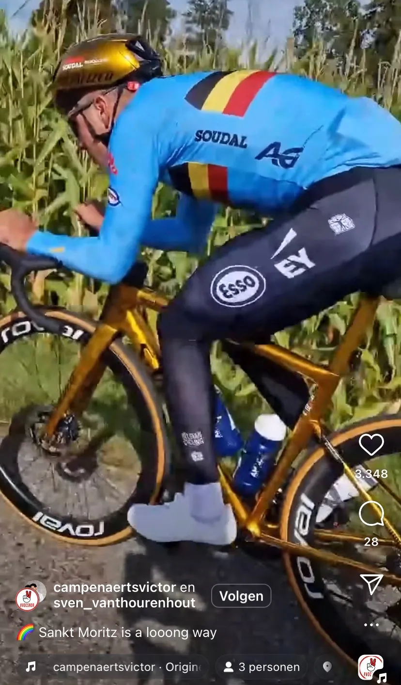 Belgen leggen monsterlijke training af en grappen en grollen onderweg: 'Daar rijdt Remco, we zijn gelost'